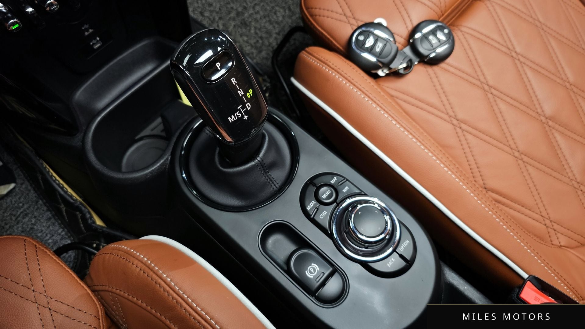 MINI Cooper S 2022 — миниатюра 9