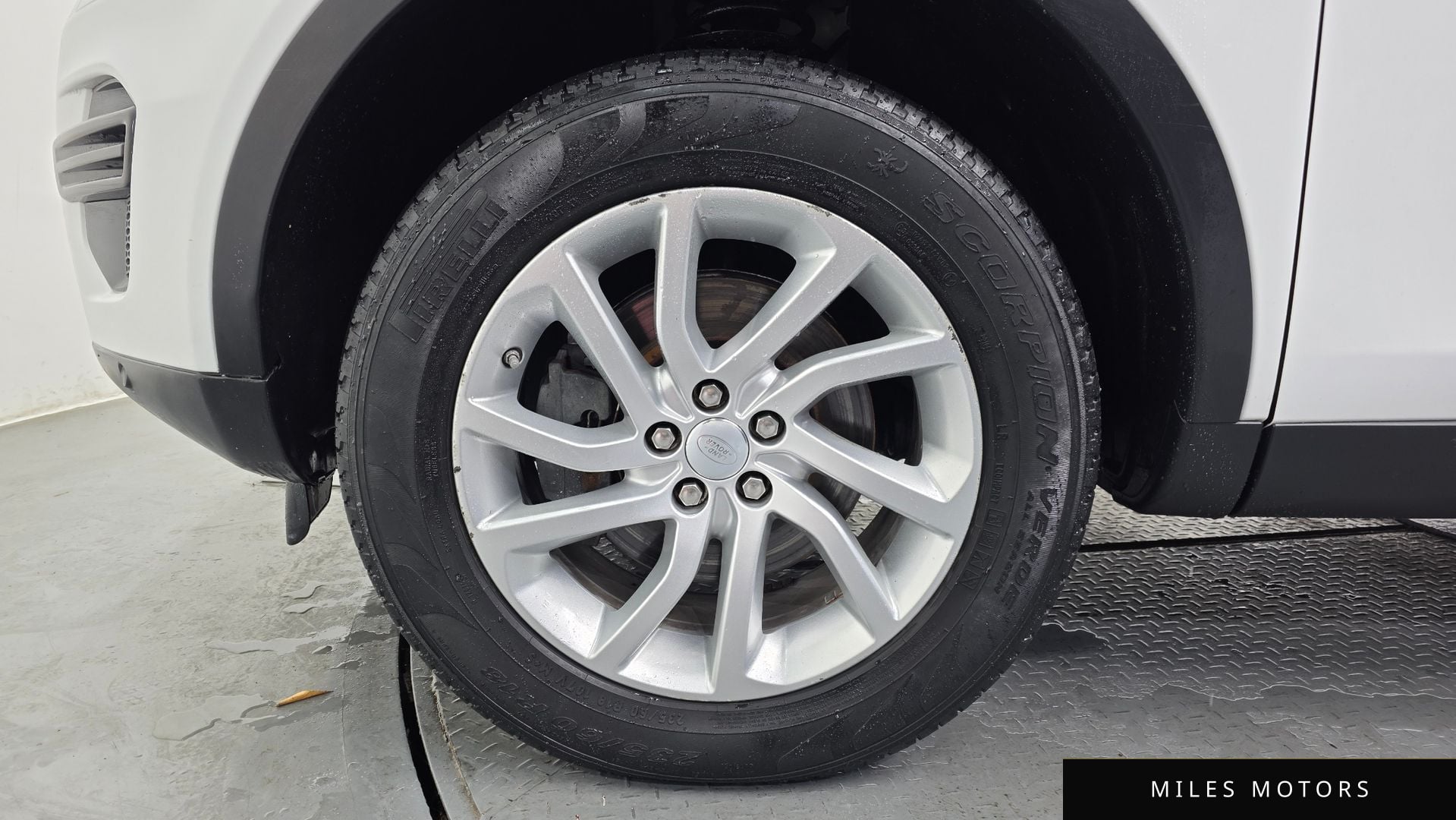 Land Rover Discovery Sport 2017 — миниатюра 5