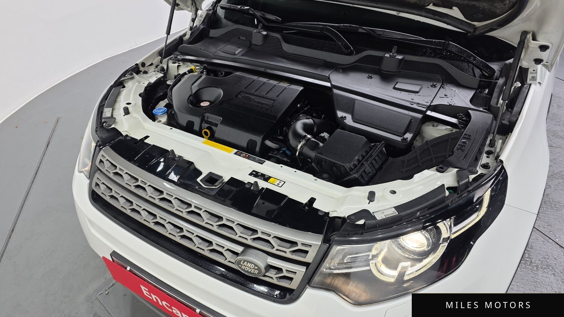 Land Rover Discovery Sport 2017 — миниатюра 6