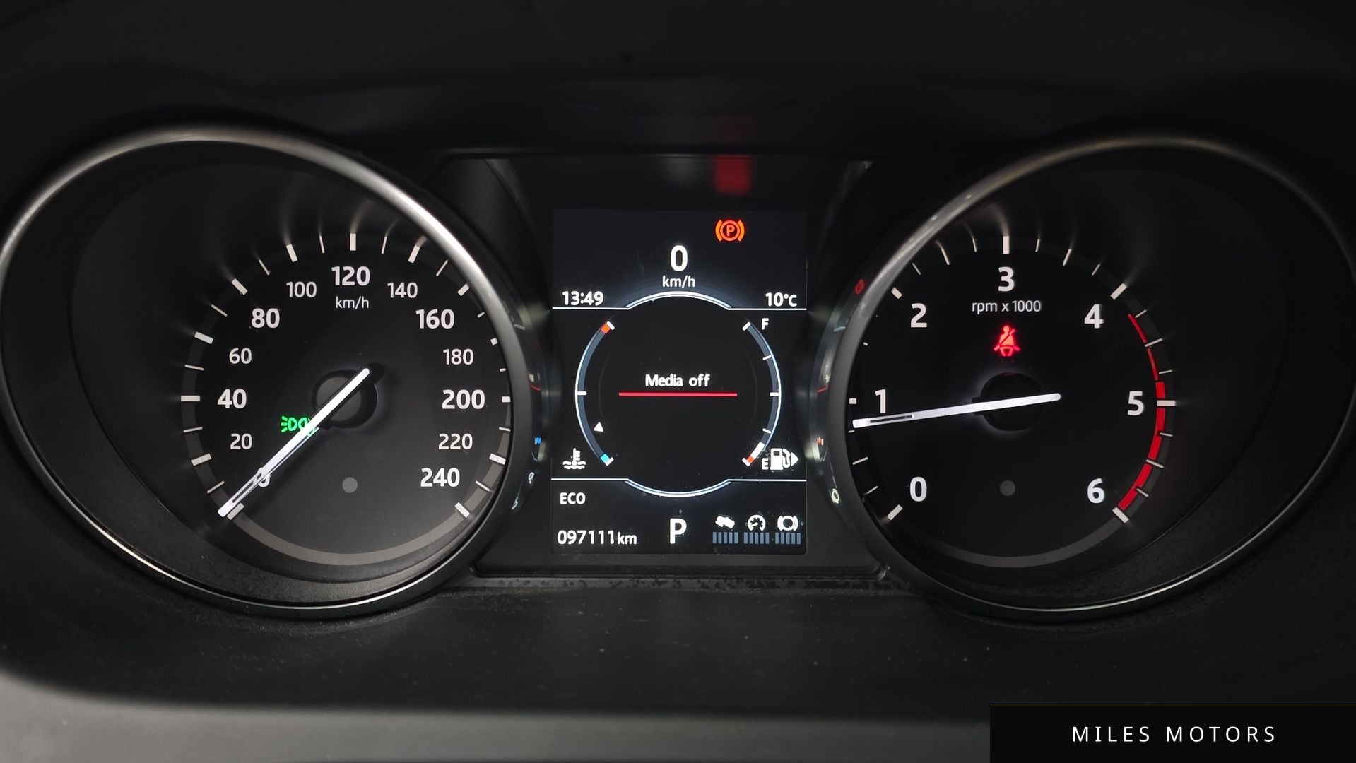 Land Rover Discovery Sport 2017 — миниатюра 8
