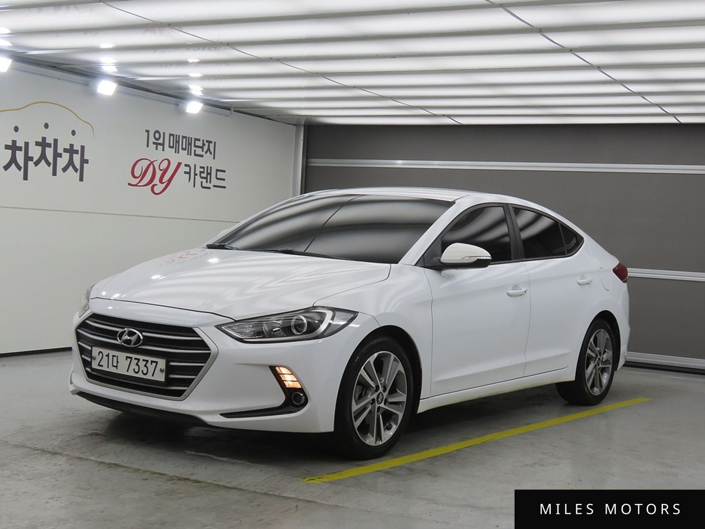 Hyundai AVANTE 2018 — фото 1 из 12