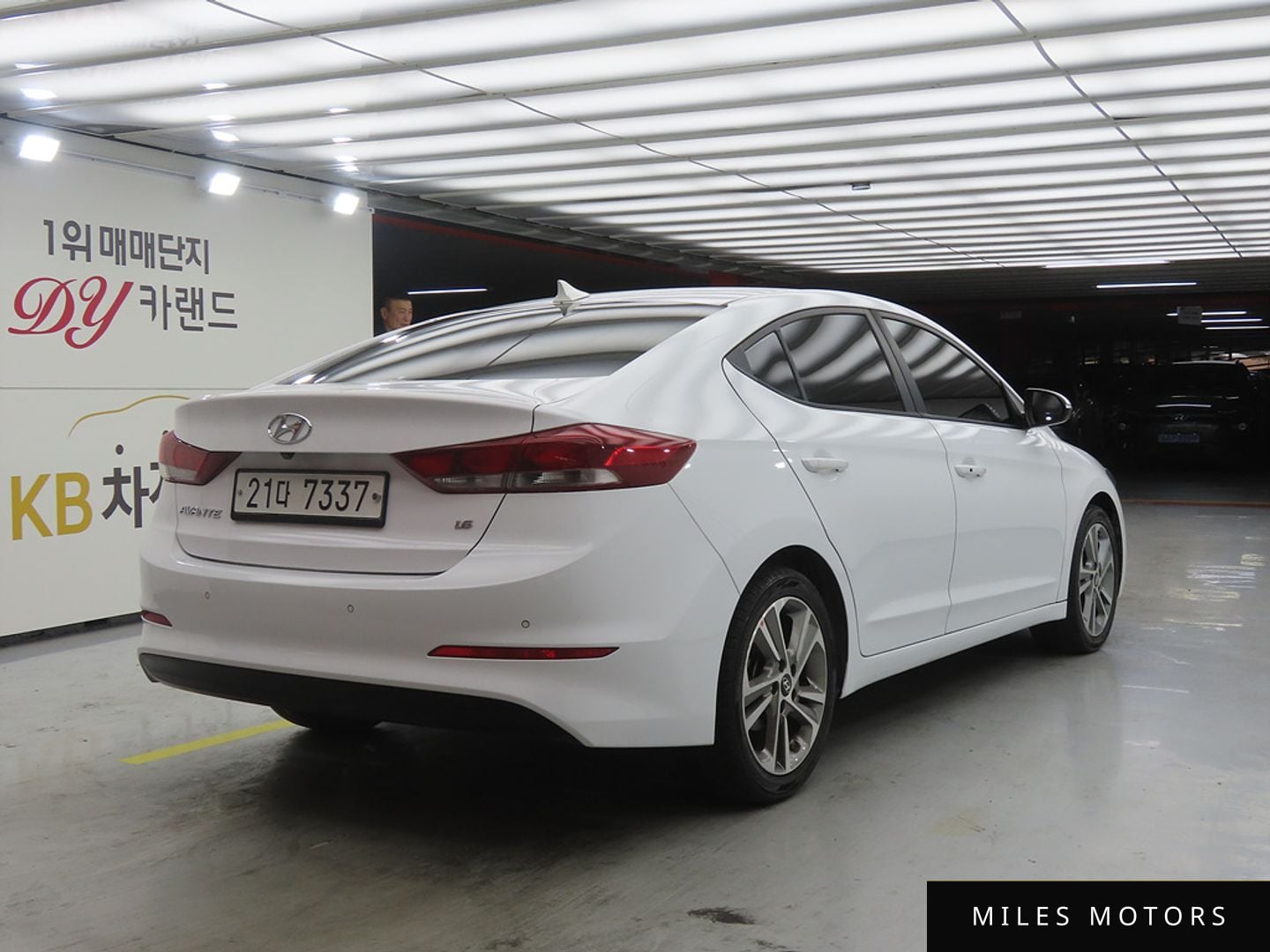 Hyundai AVANTE 2018 — миниатюра 4