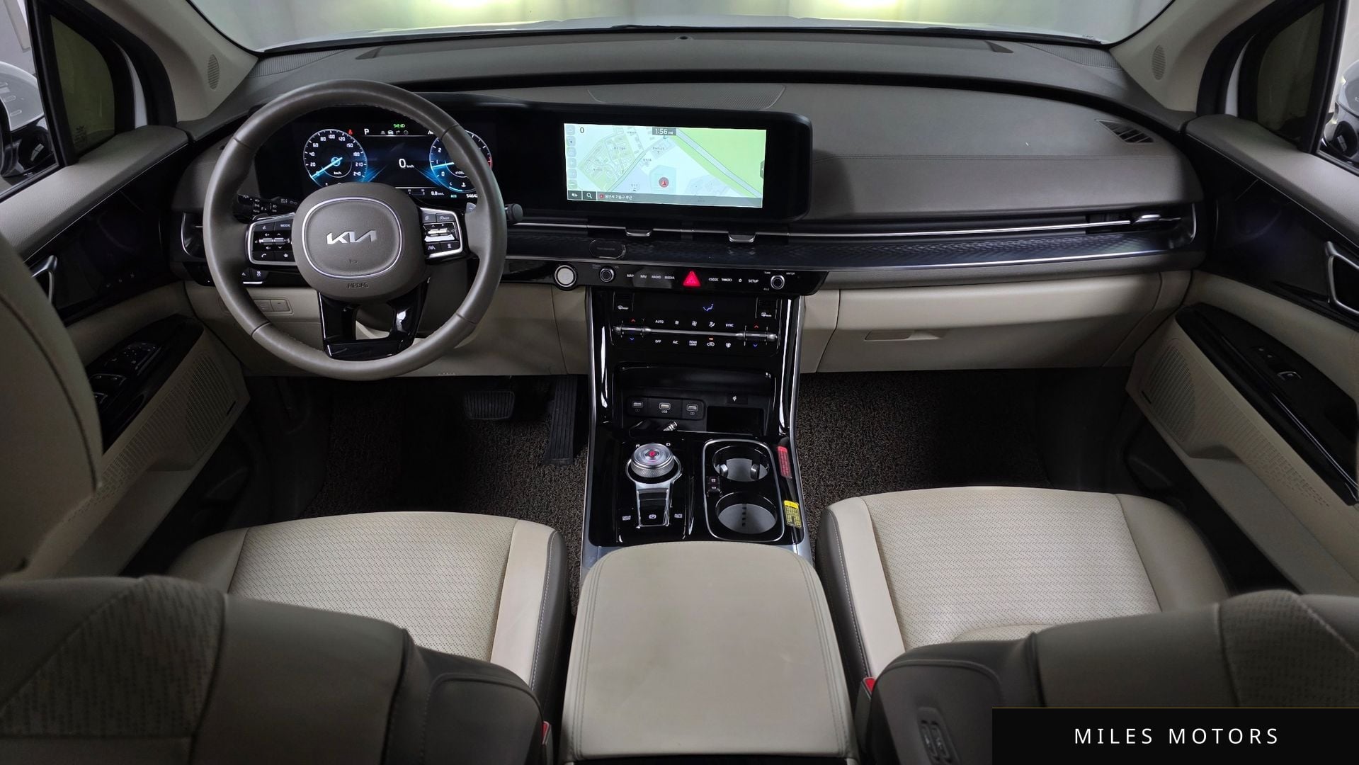 Kia Carnival 2023 — миниатюра 10