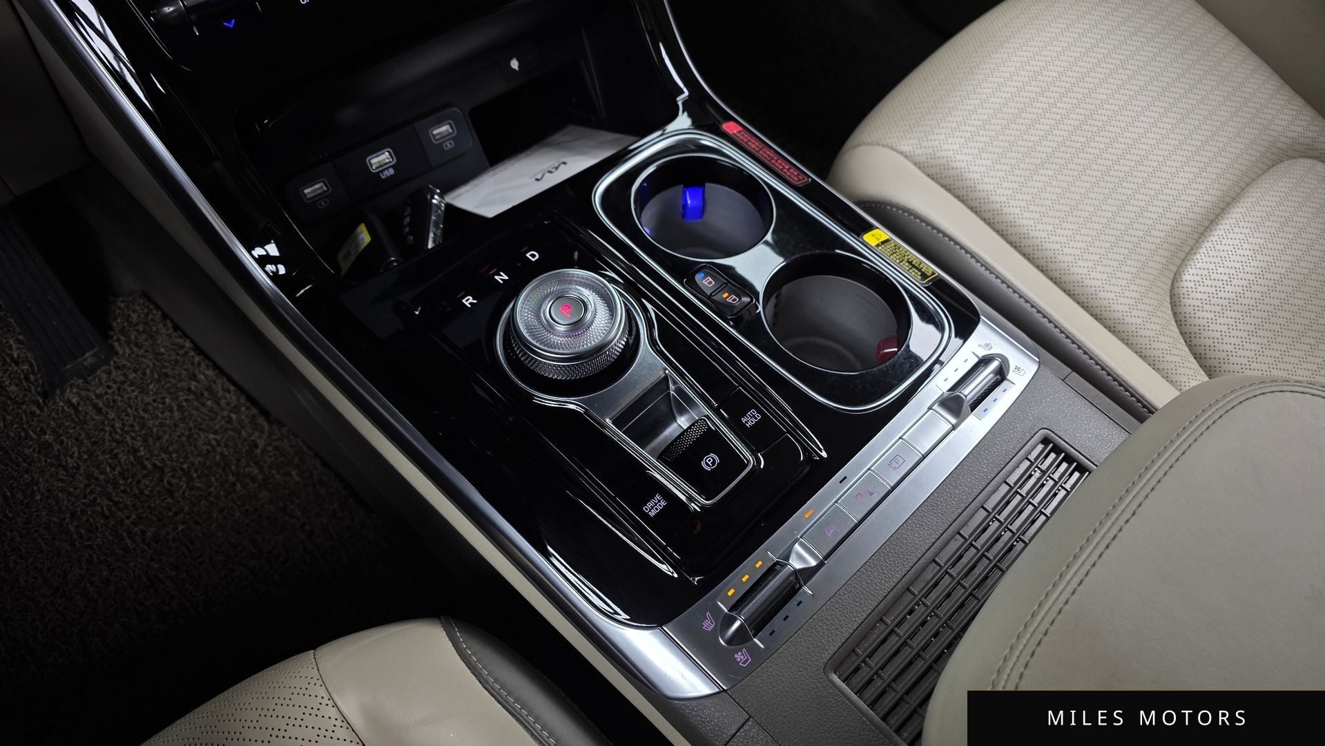 Kia Carnival 2023 — миниатюра 12