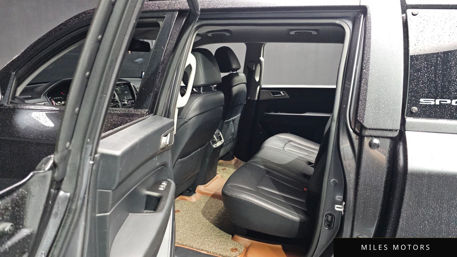 KG Mobility Rexton 2018 — миниатюра 12