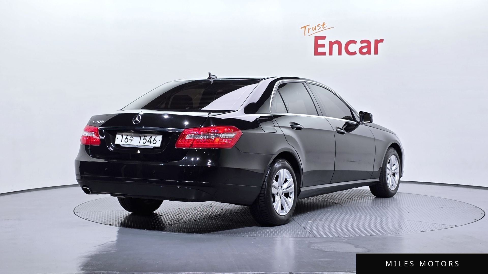 Mercedes-Benz E-Class W212 2013 — миниатюра 2
