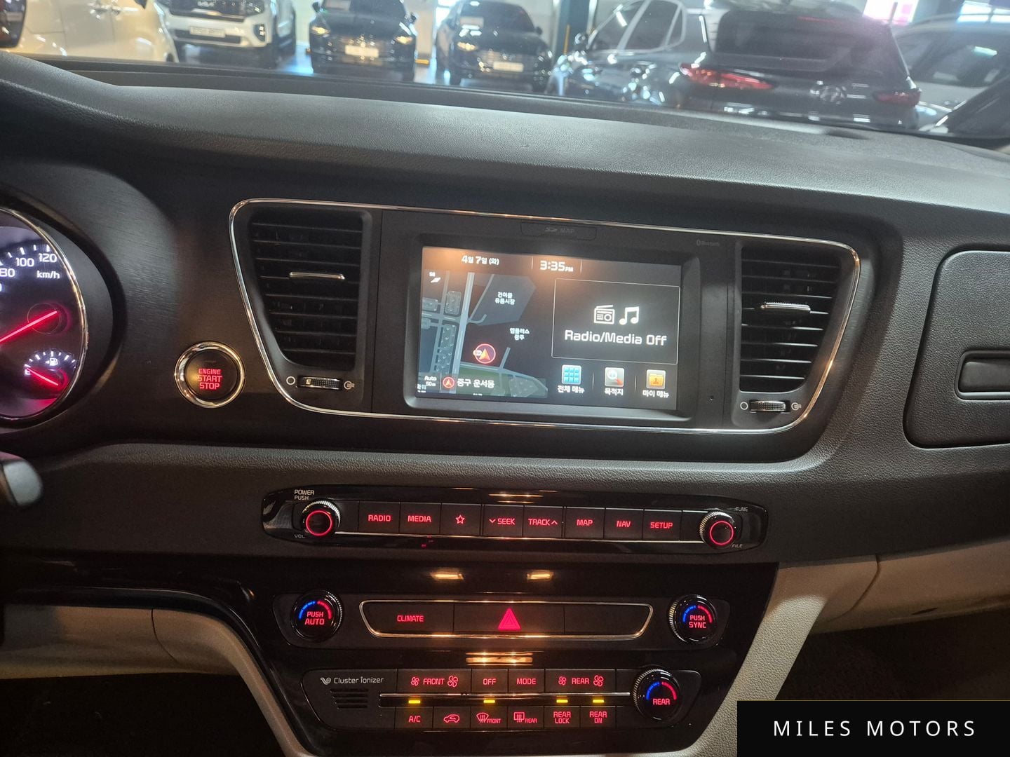 Kia Canival 2018 — миниатюра 5