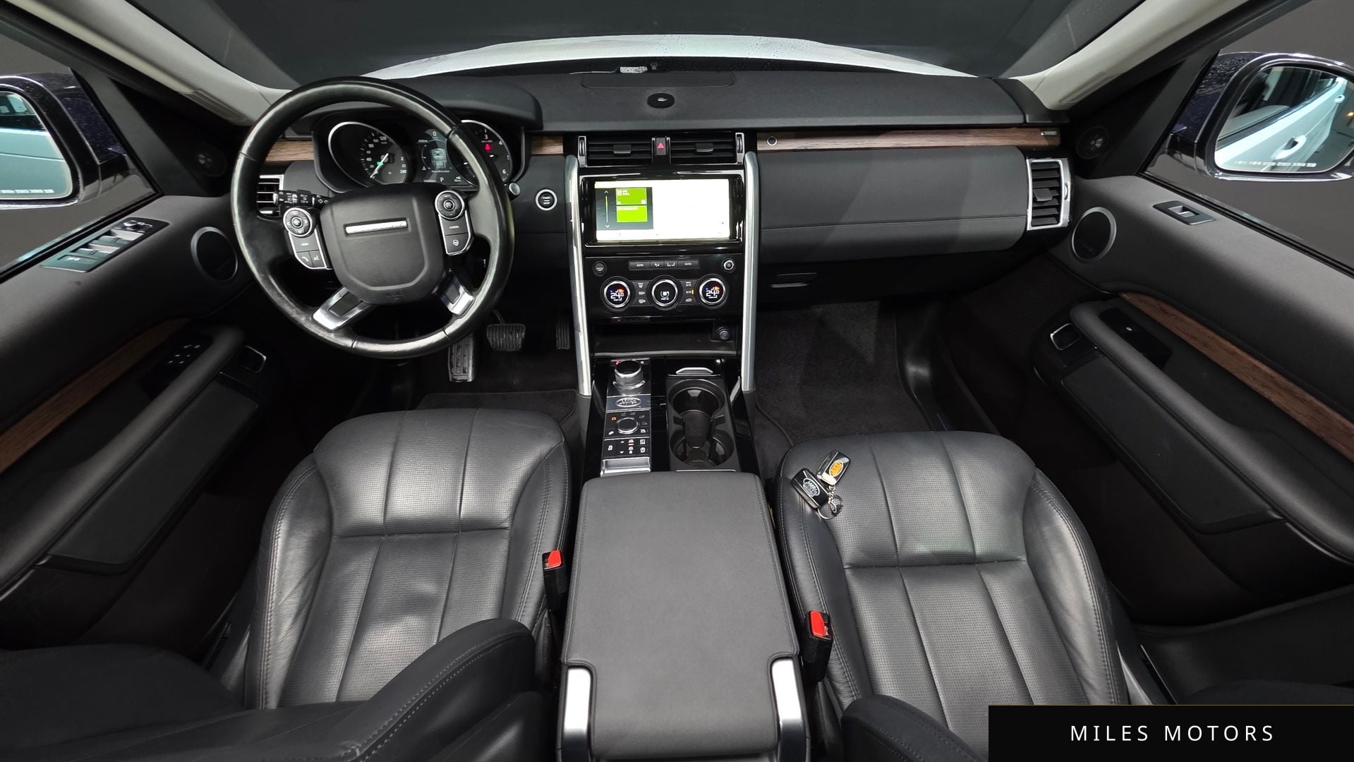Land Rover Discovery 2017 — миниатюра 7