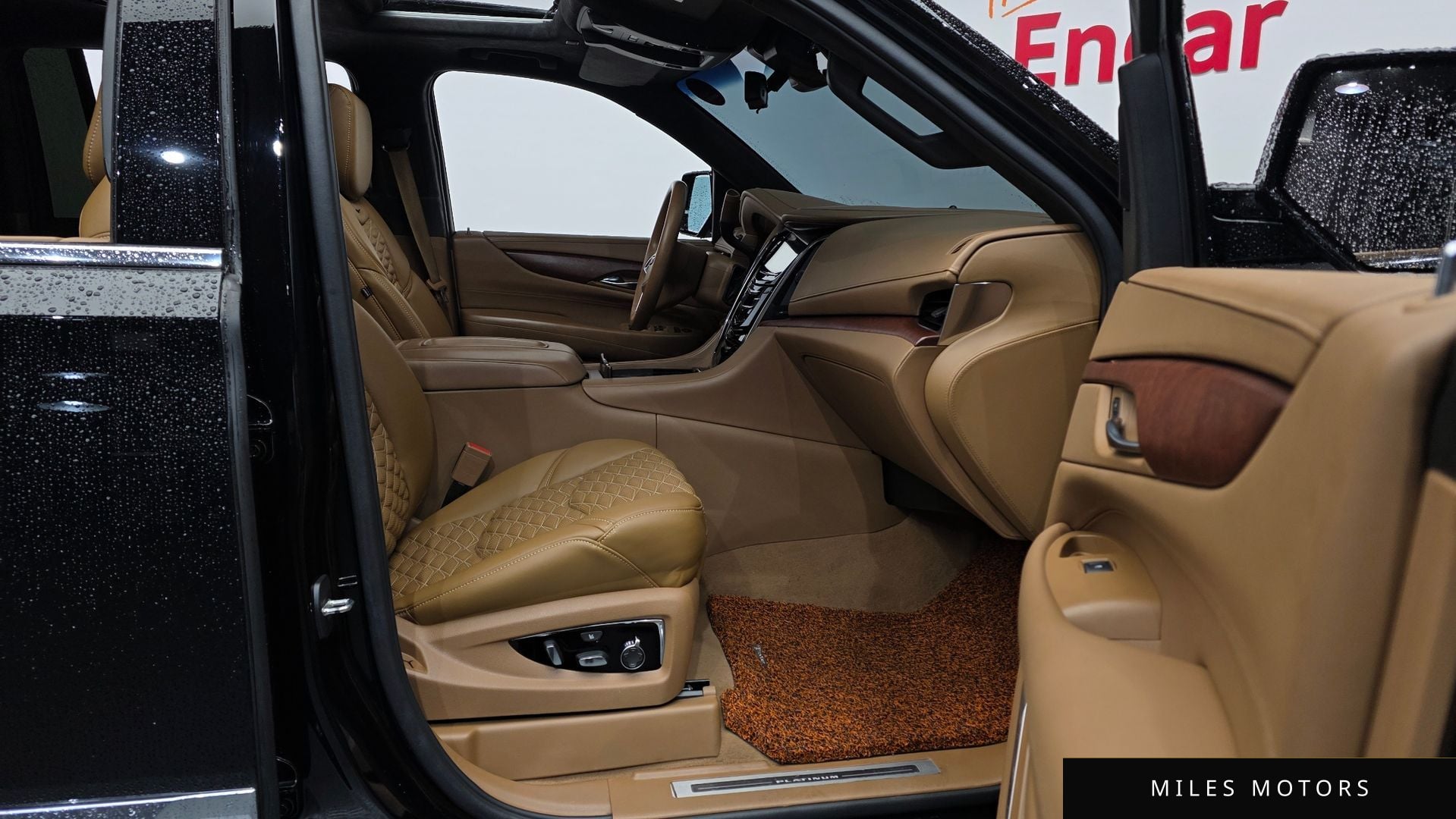 Cadillac 에스컬레이드 2017 — миниатюра 17
