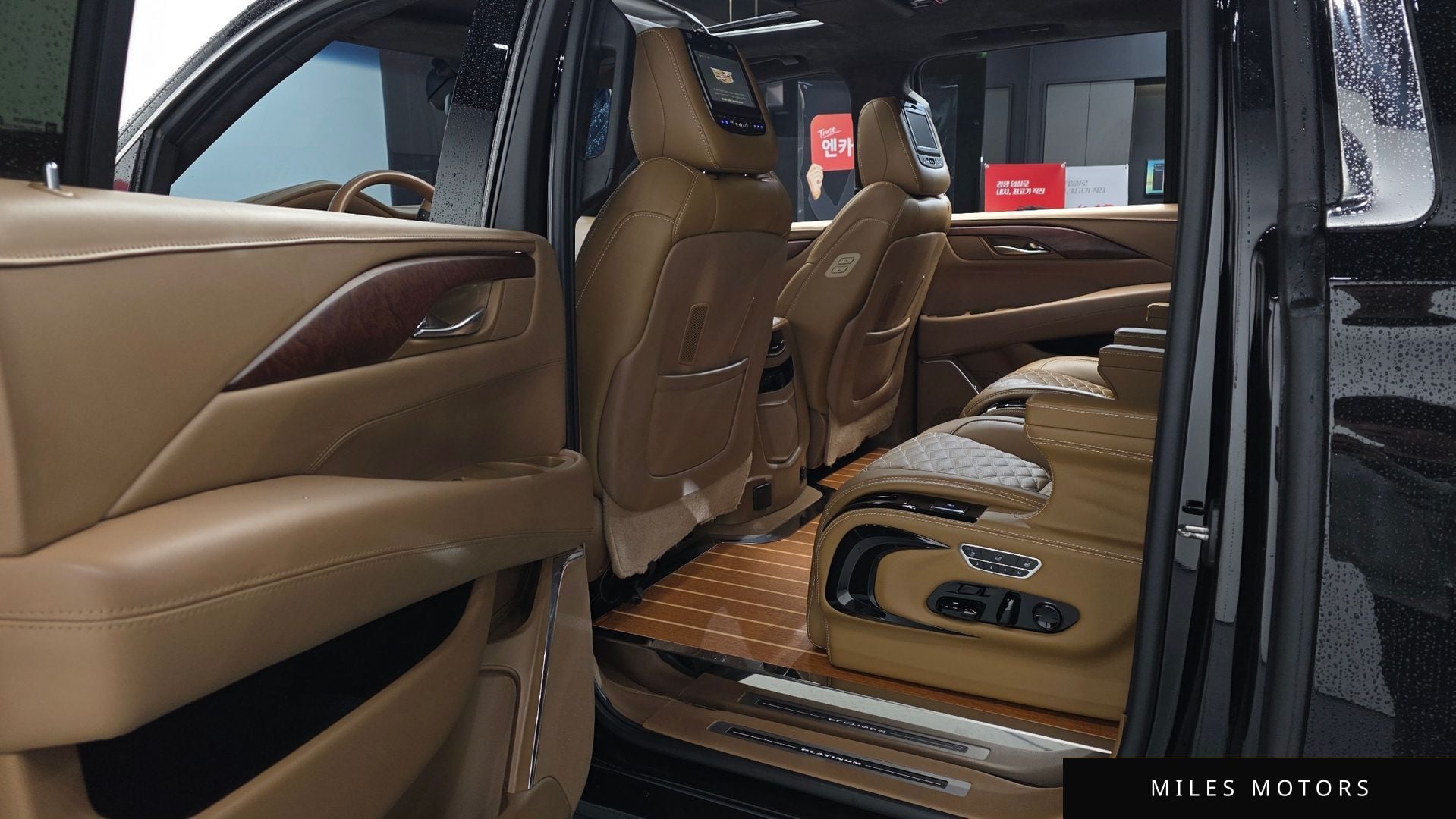 Cadillac 에스컬레이드 2017 — миниатюра 16