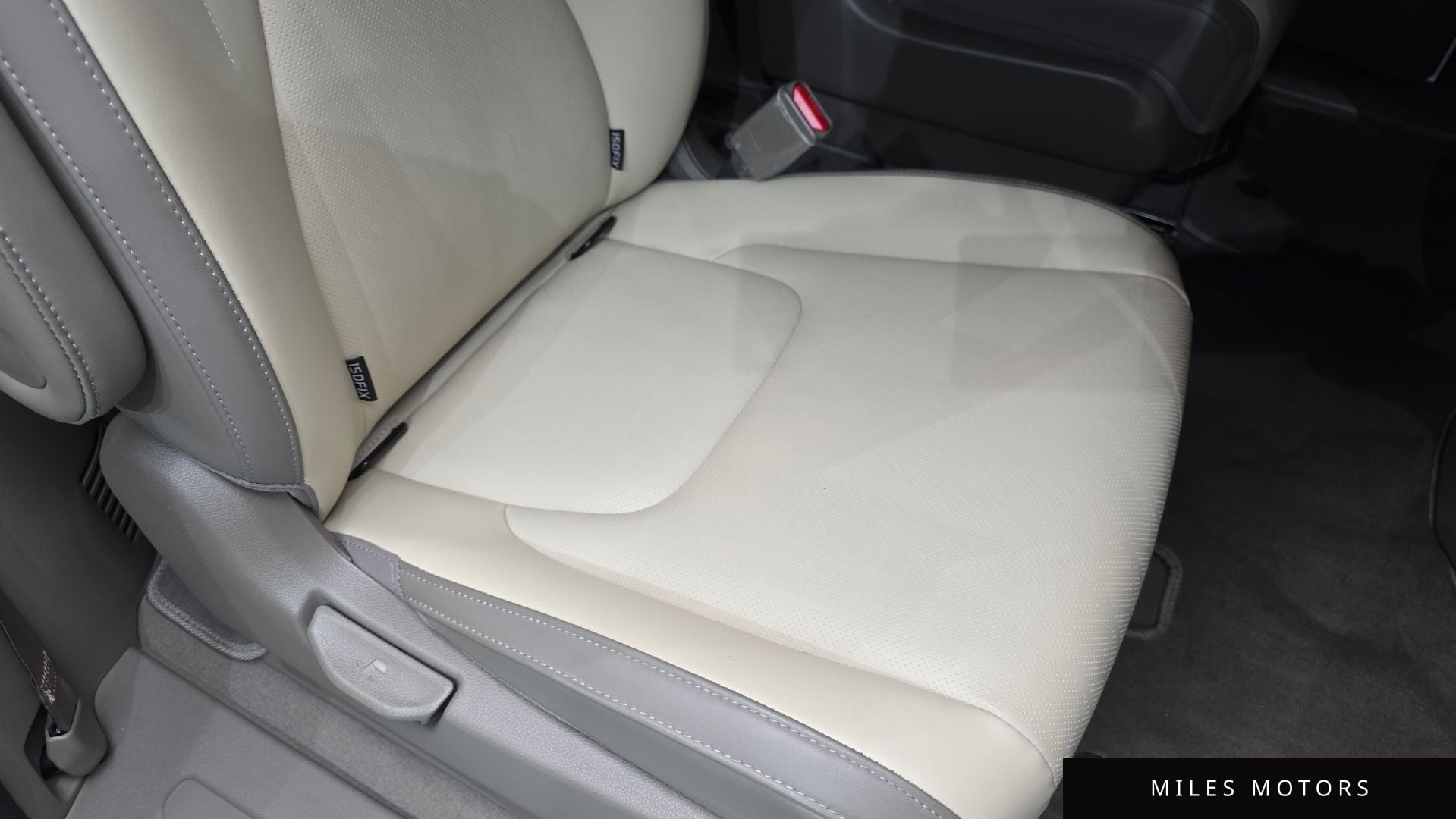 Kia Carnival 2022 — миниатюра 16