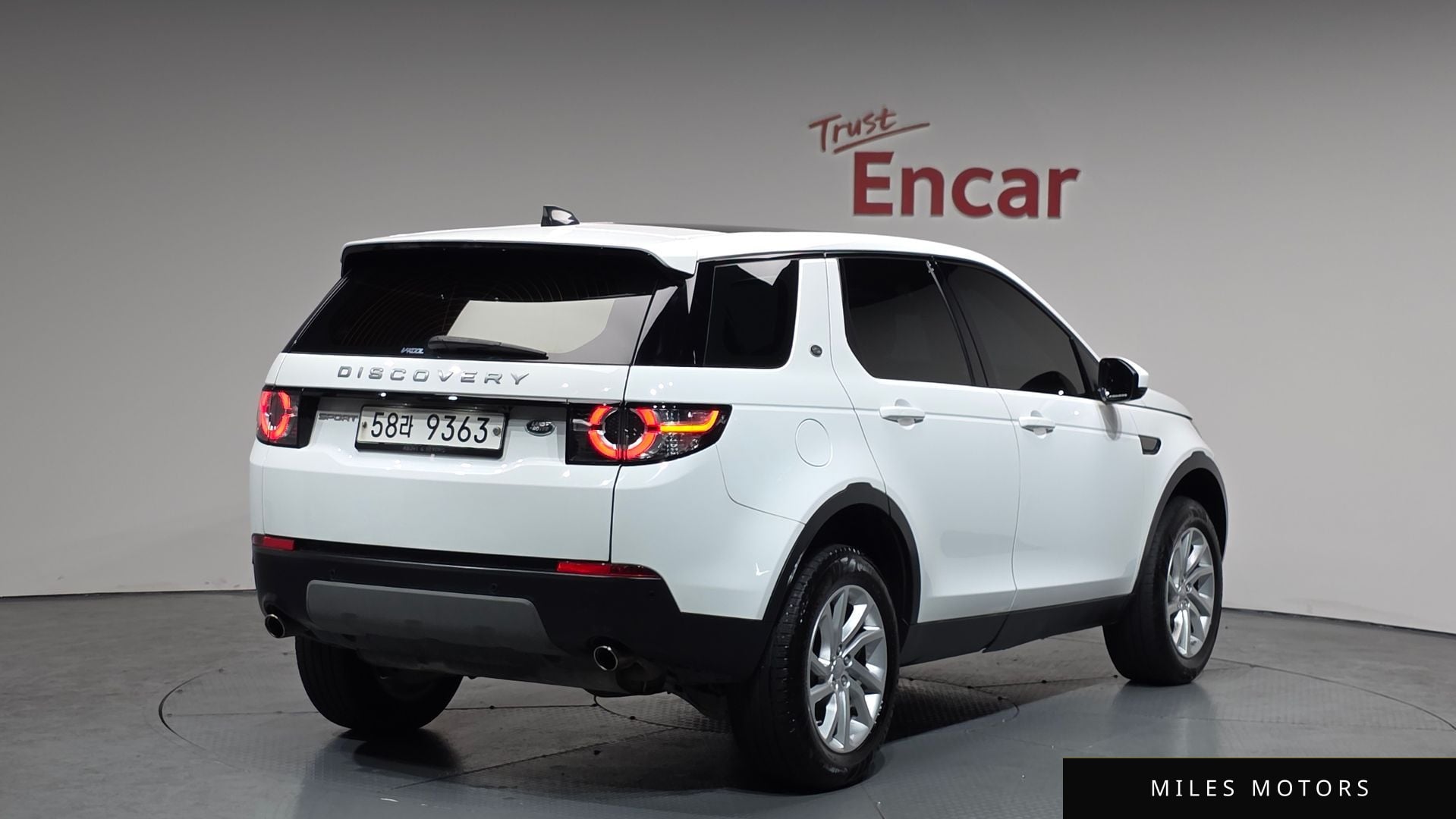 Land Rover Discovery Sport 2019 — миниатюра 2