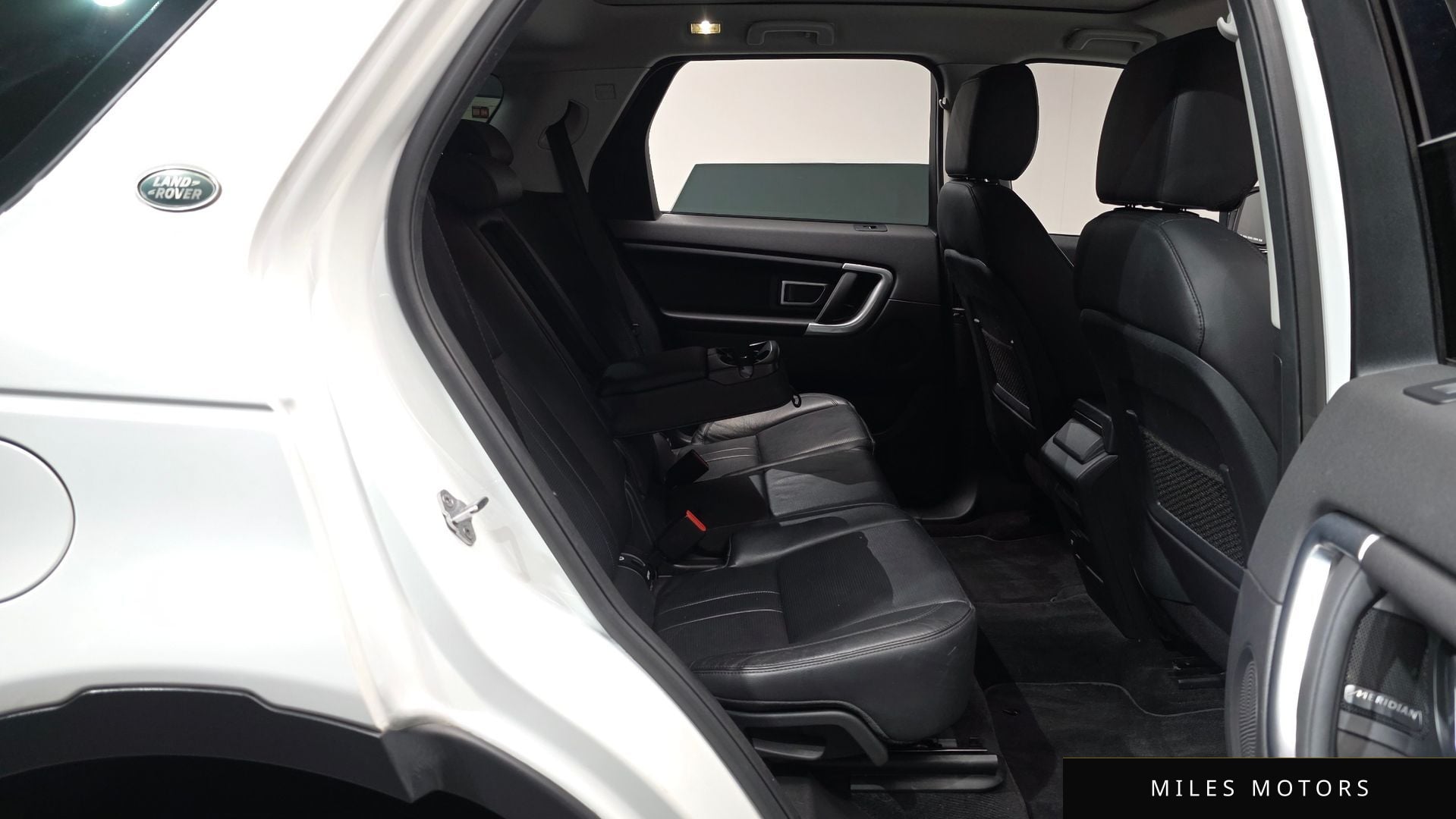 Land Rover Discovery Sport 2019 — миниатюра 11