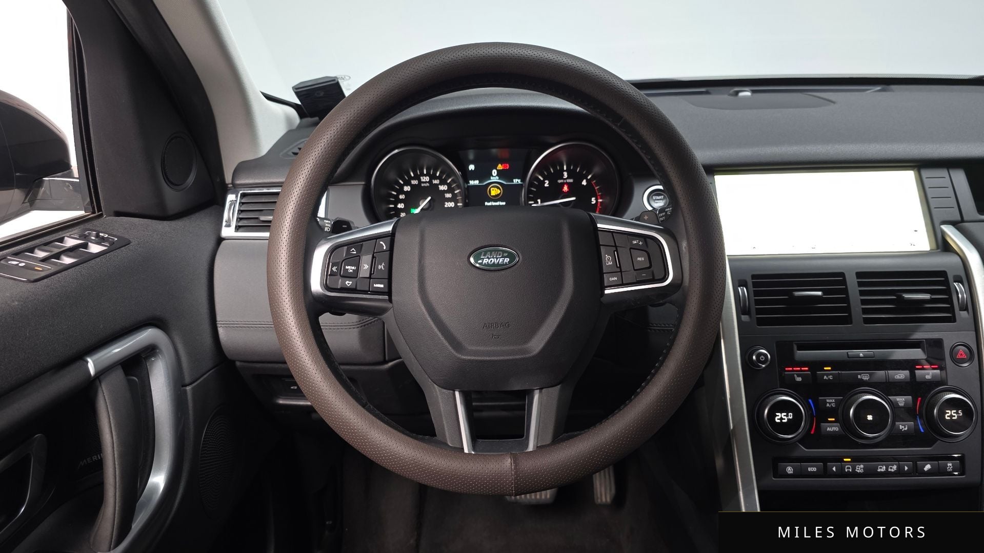 Land Rover Discovery Sport 2019 — миниатюра 12