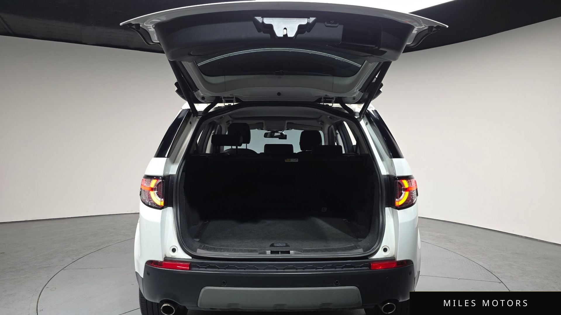 Land Rover Discovery Sport 2019 — миниатюра 20