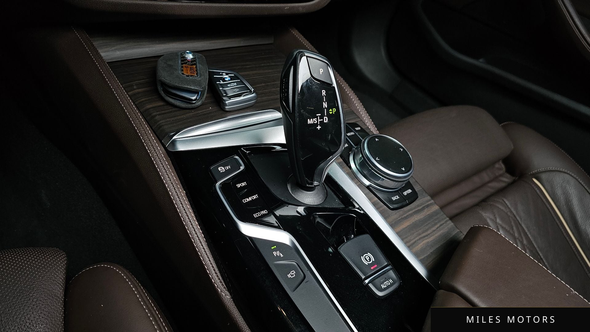 BMW 5 Series (G30) 2017 — миниатюра 9