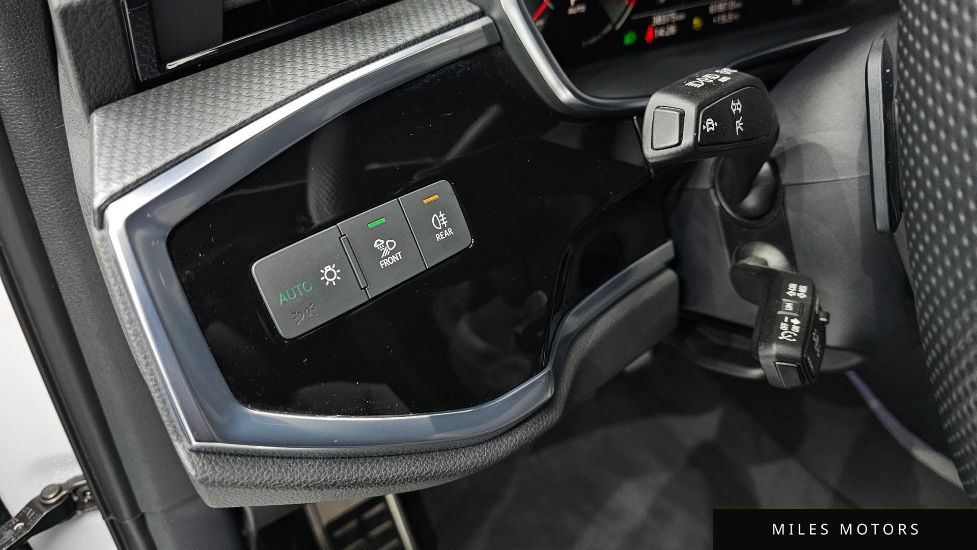 Audi Q3 (F3) 2023 — миниатюра 18