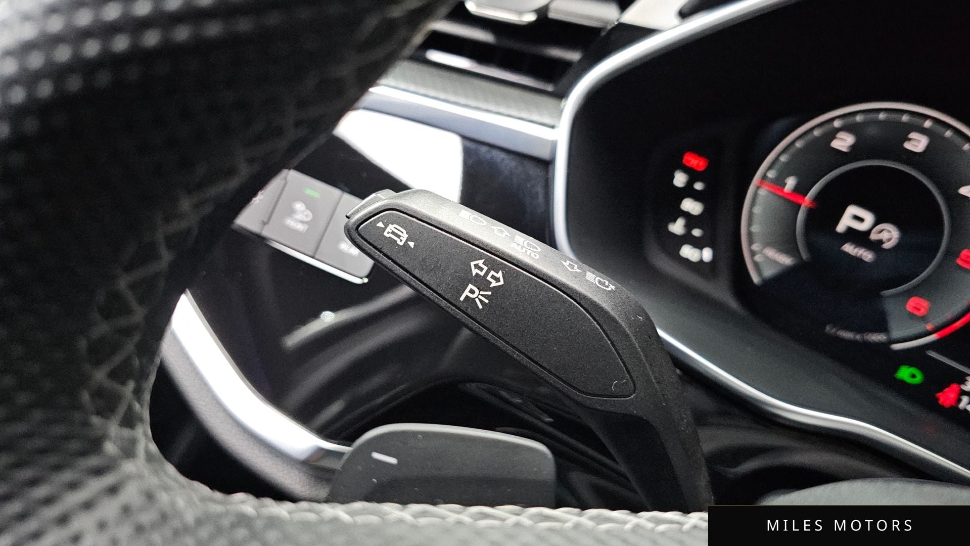 Audi Q3 (F3) 2023 — миниатюра 16
