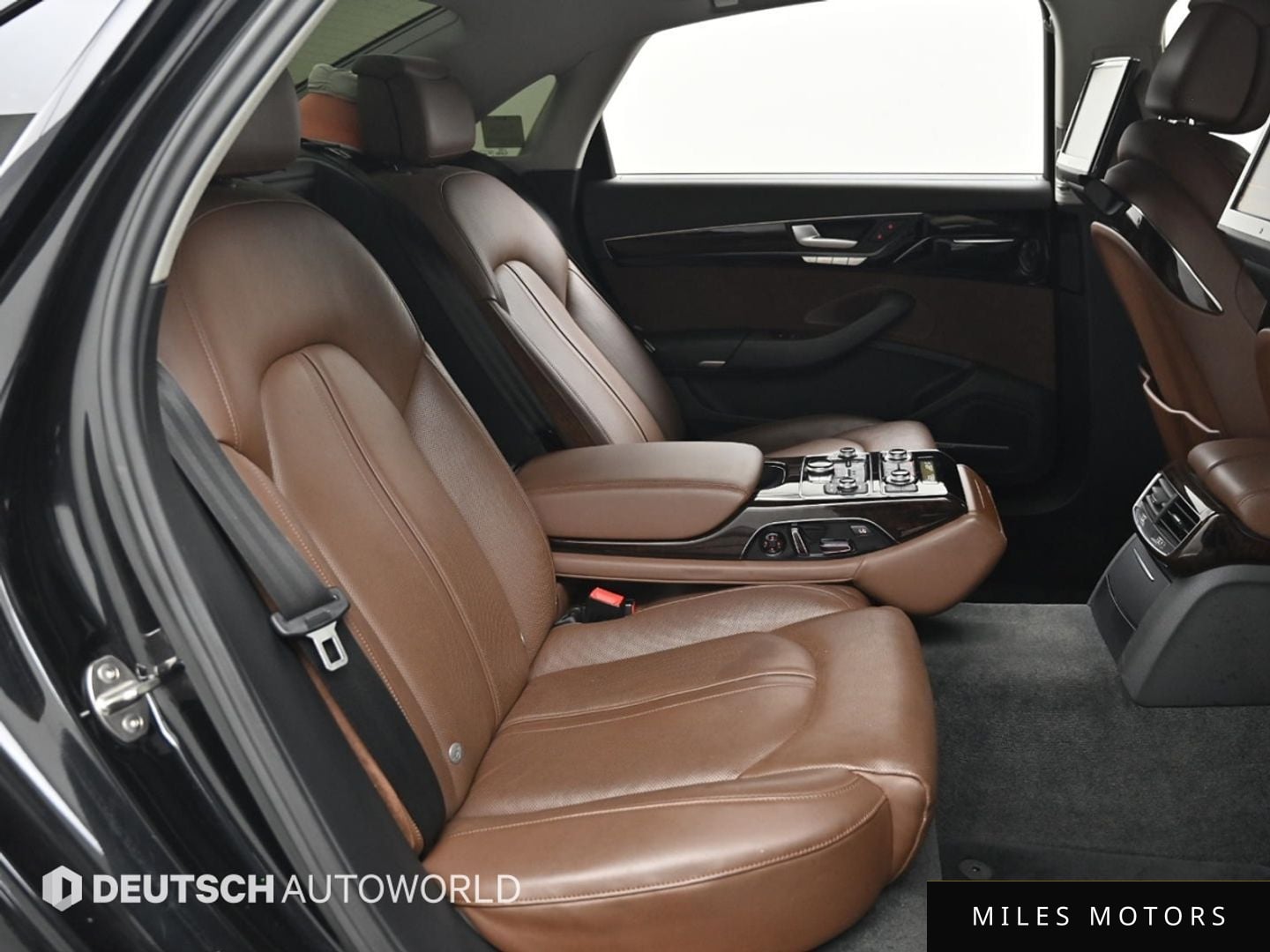 Audi A8 2015 — миниатюра 12