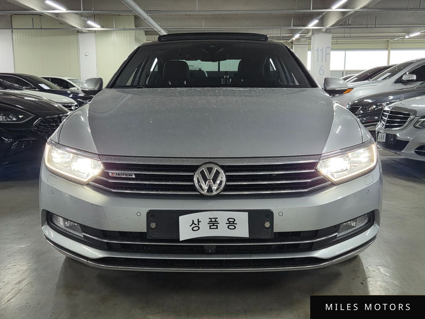 Volkswagen Passat 2018 — фото 1 из 12