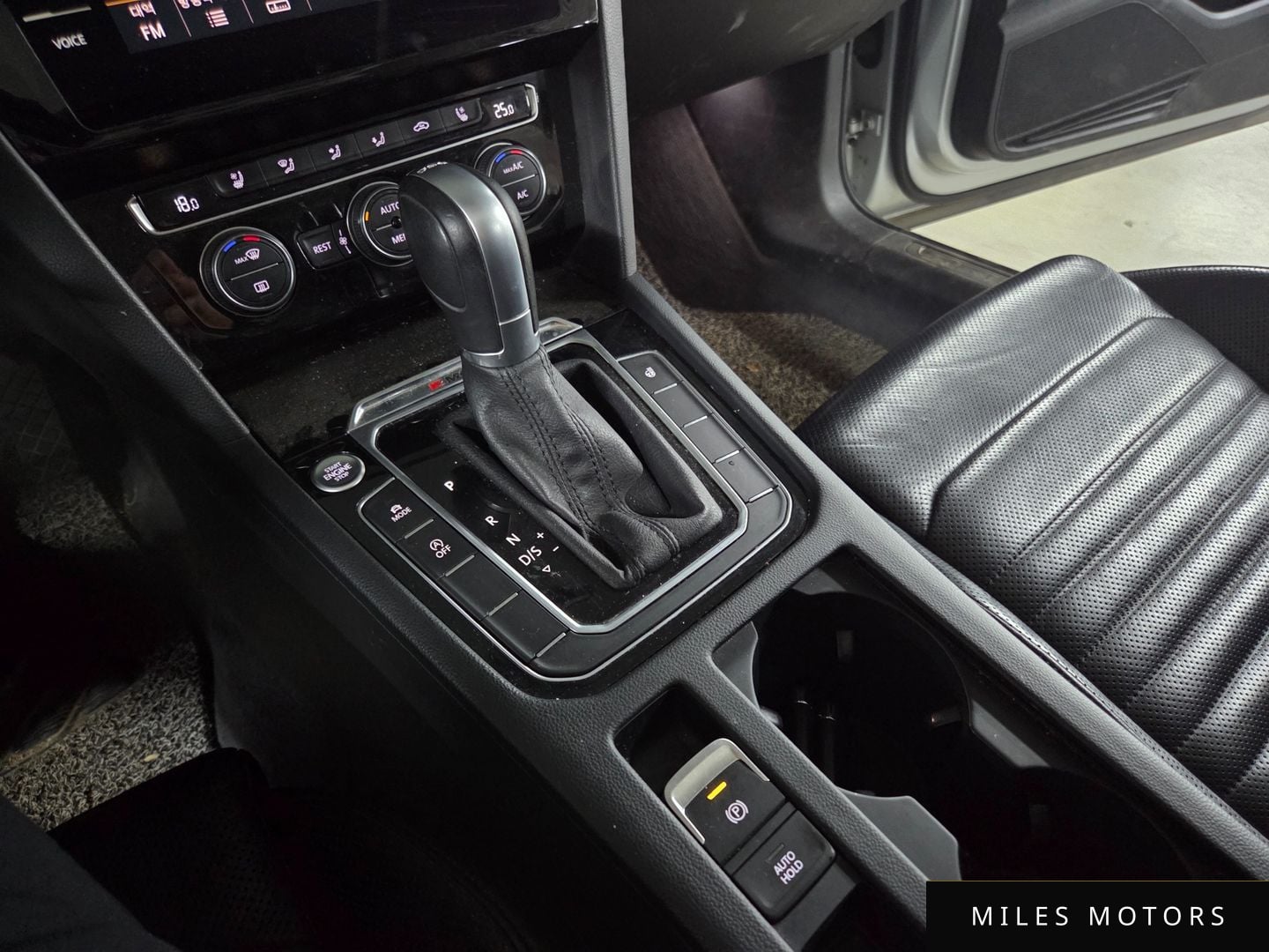 Volkswagen Passat 2018 — миниатюра 9