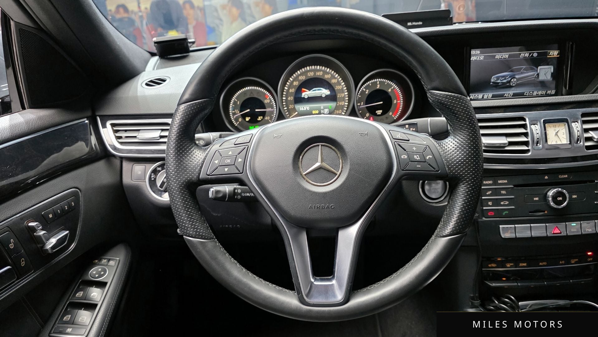 Mercedes-Benz E-클래스 W212 2016 — миниатюра 13