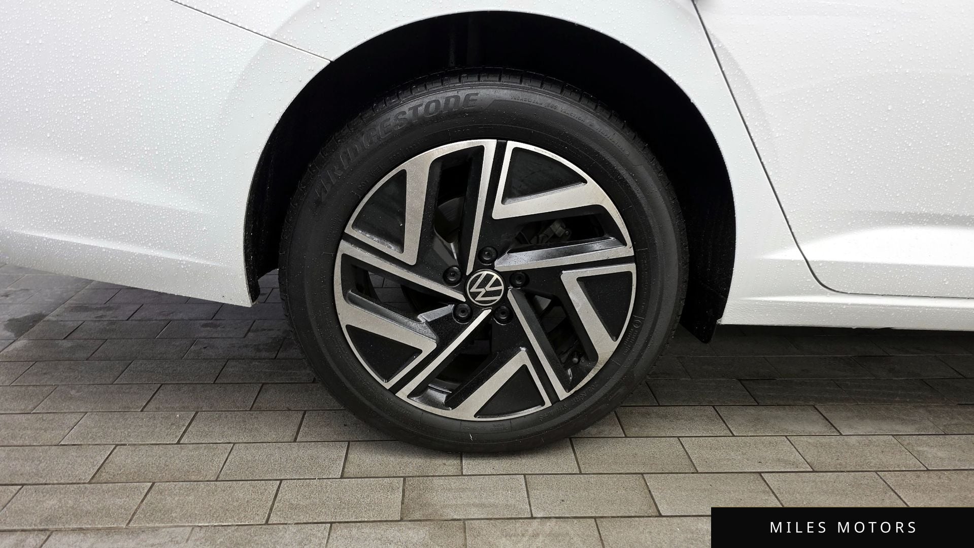 Volkswagen Jetta 2023 — миниатюра 5