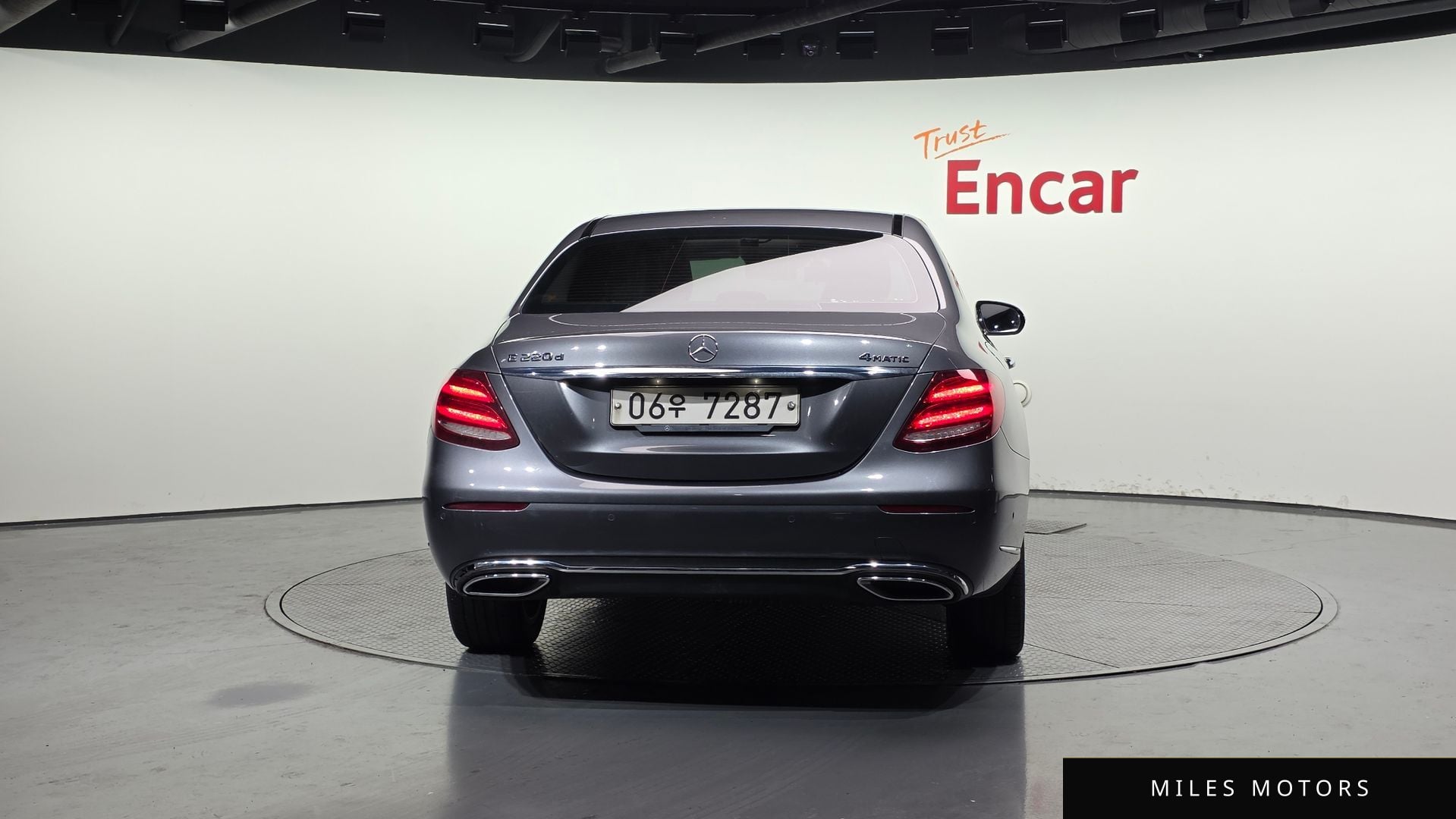 Mercedes-Benz E-Class W213 2017 — миниатюра 4