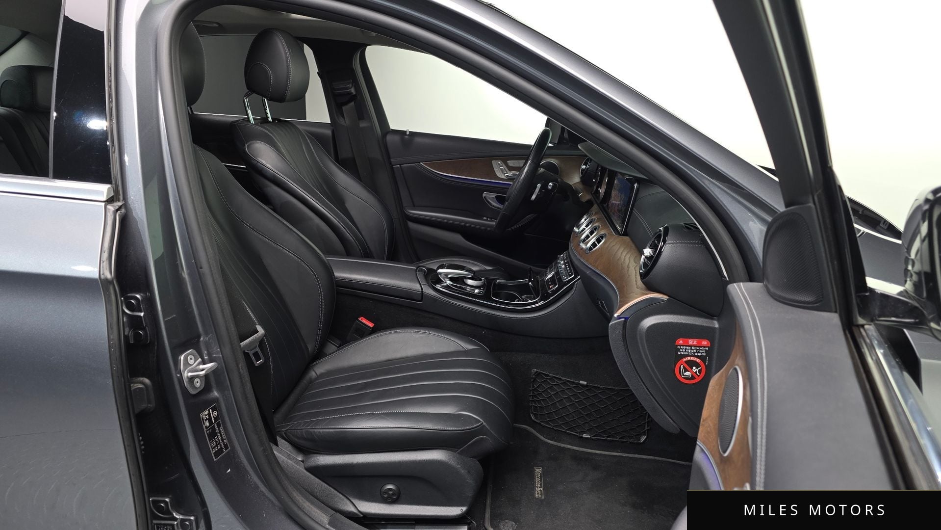 Mercedes-Benz E-Class W213 2017 — миниатюра 10