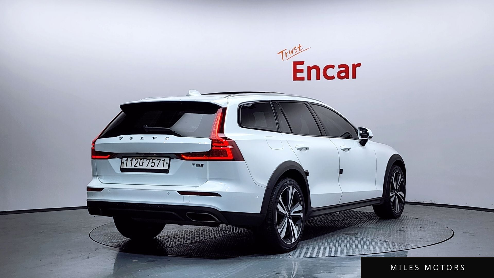 Volvo V60 2020 — миниатюра 2