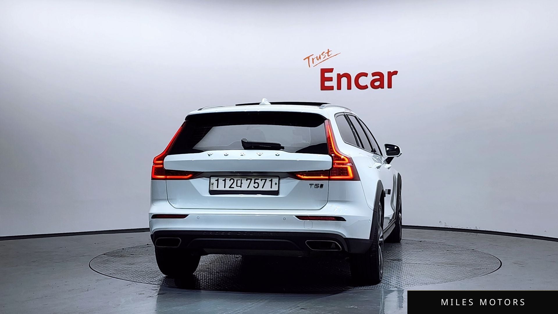 Volvo V60 2020 — миниатюра 4