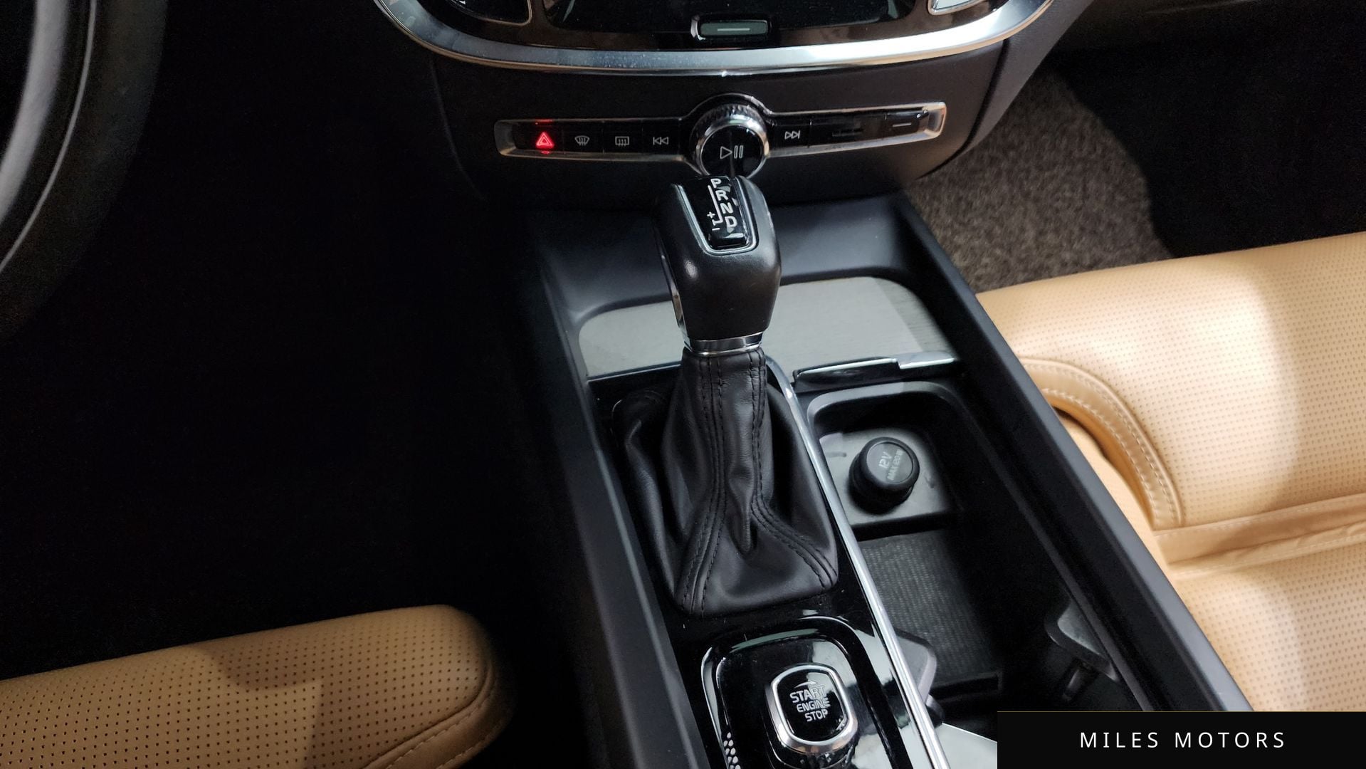 Volvo V60 2020 — миниатюра 12