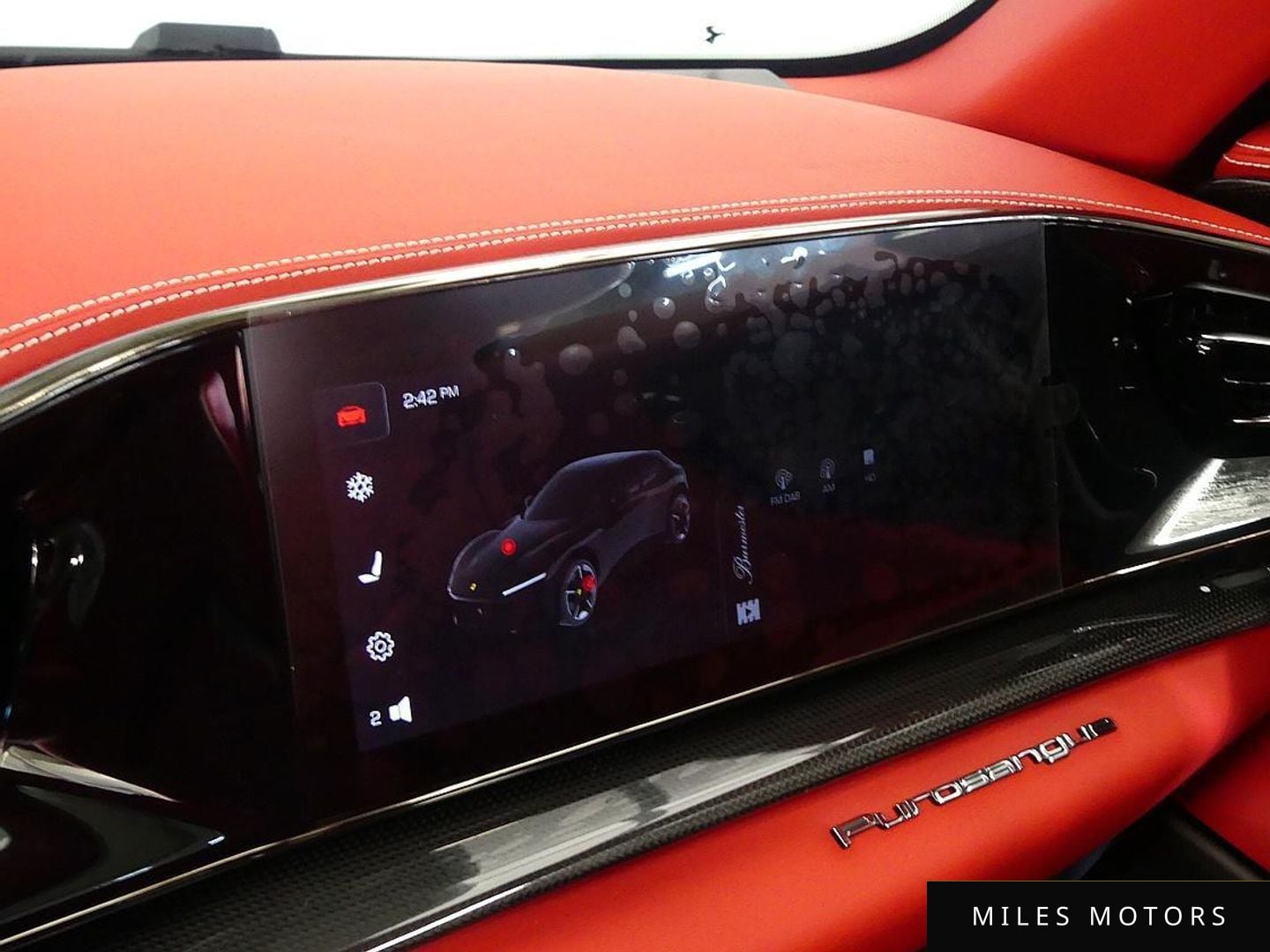 Ferrari 푸로산게 2025 — миниатюра 17