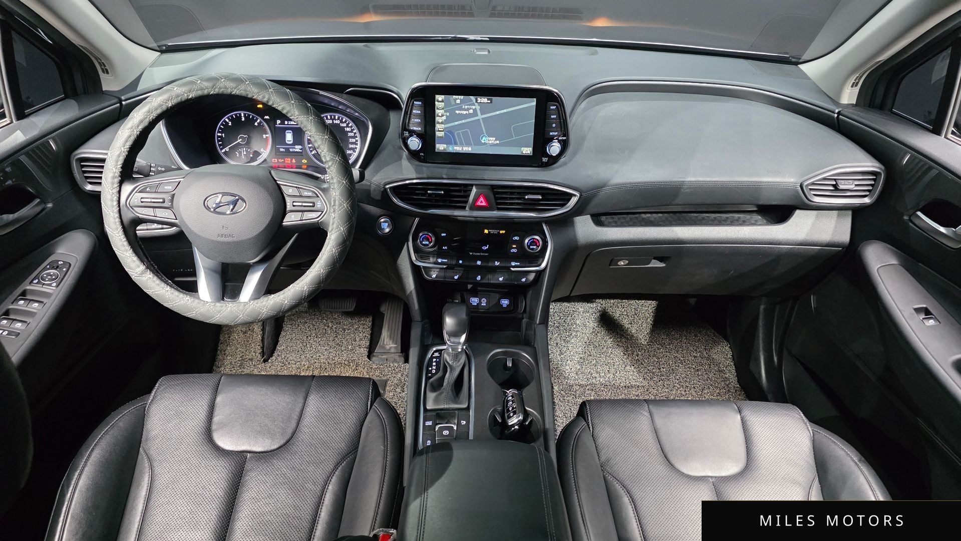 Hyundai Santafe 2019 — миниатюра 10