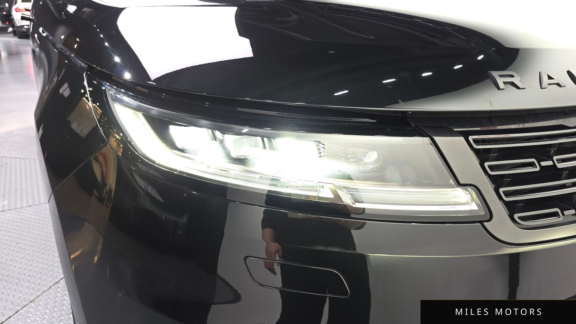 Land Rover Range Rover Sport 2023 — миниатюра 8