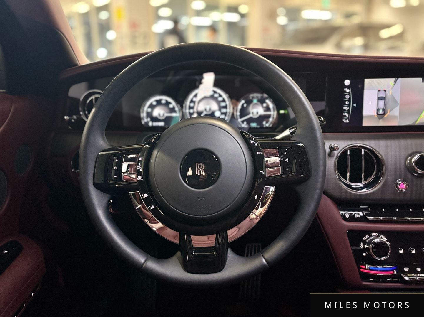 Rolls-Royce 고스트 2022 — миниатюра 7