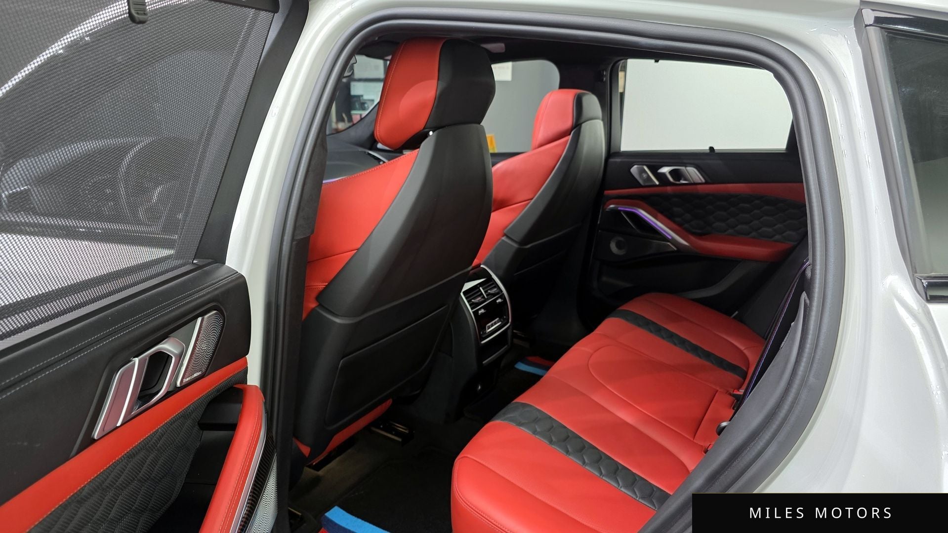 BMW X6M (G06) 2023 — миниатюра 17