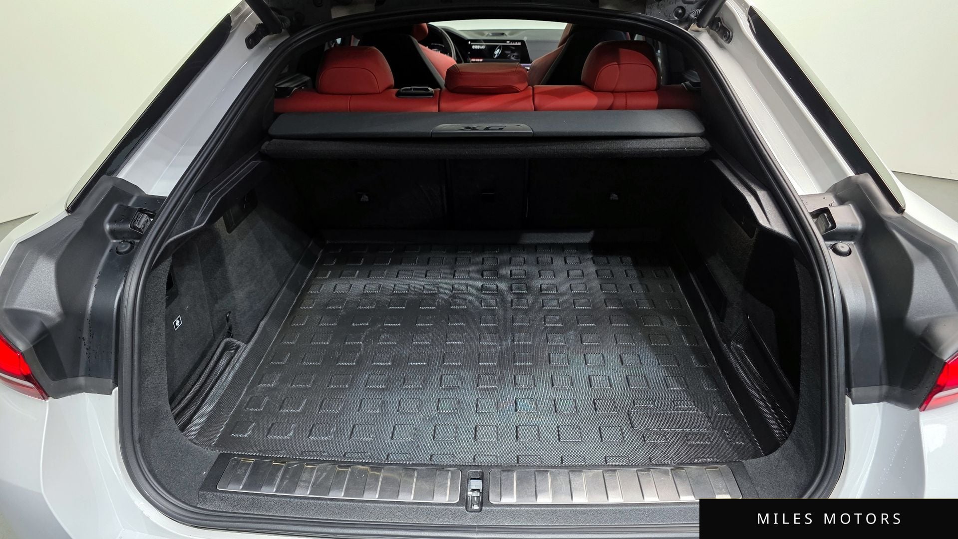 BMW X6M (G06) 2023 — миниатюра 29
