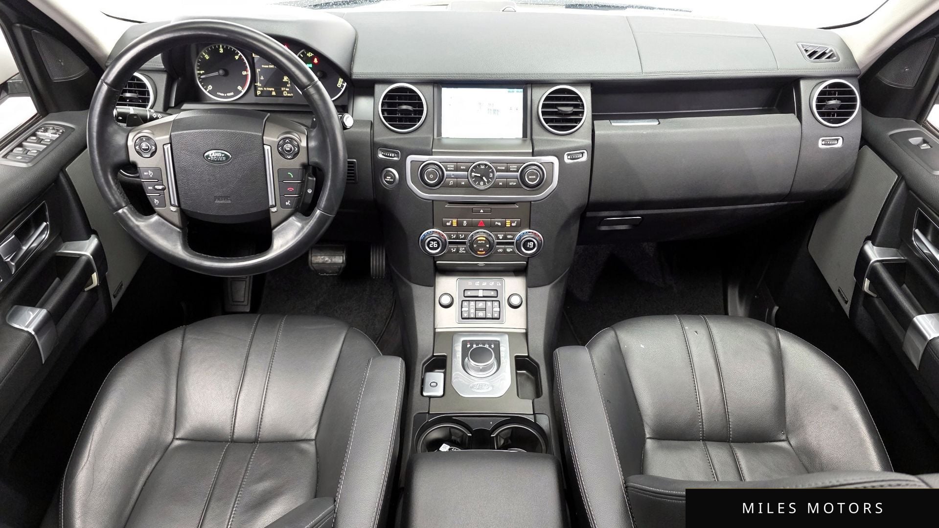 Land Rover Discovery 2014 — миниатюра 7