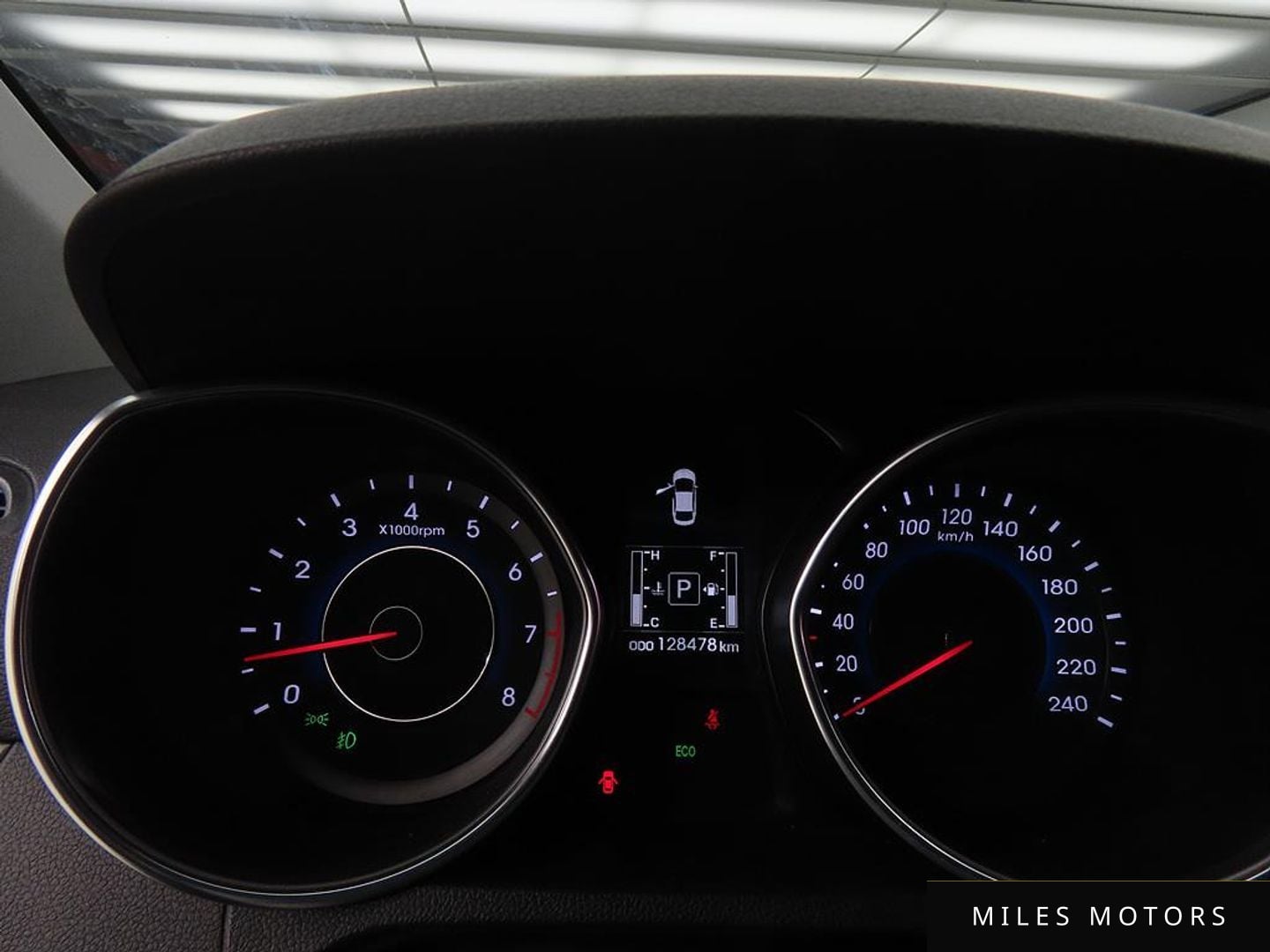 Hyundai AVANTE 2014 — миниатюра 10