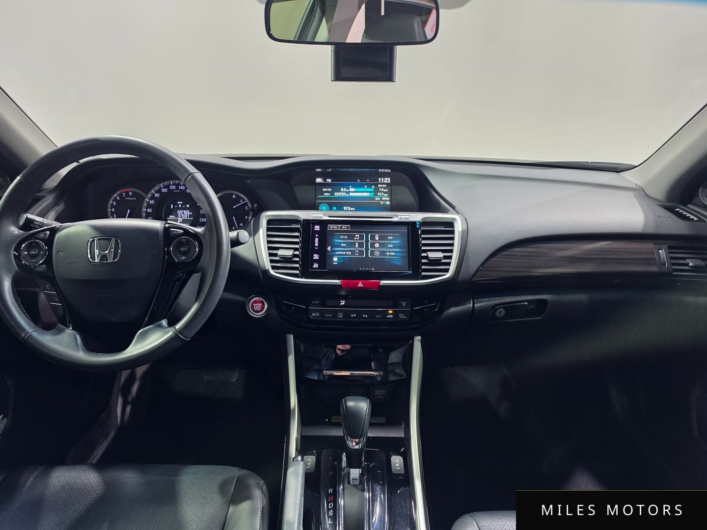 Honda Accord 2017 — миниатюра 11