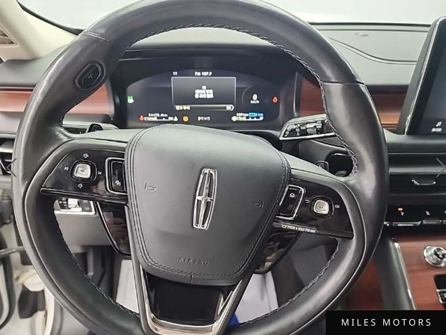 Lincoln Aviator 2021 — миниатюра 9