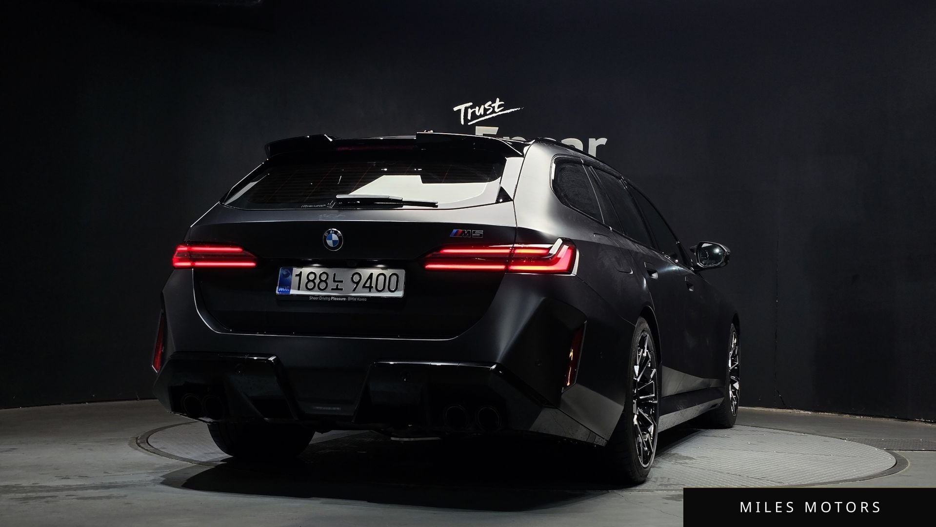 BMW M5 (G90) 2026 — миниатюра 2