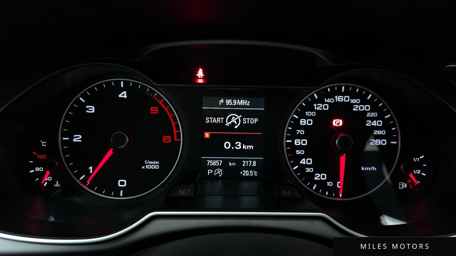 Audi A4 2015 — миниатюра 8