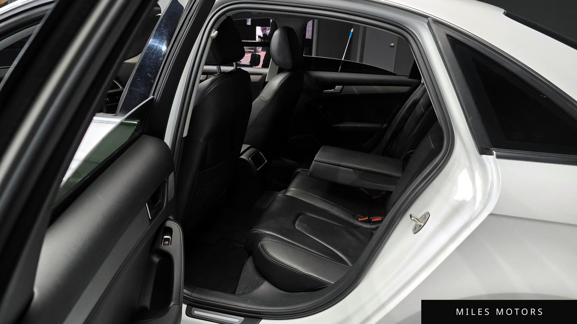 Audi A4 2015 — миниатюра 12