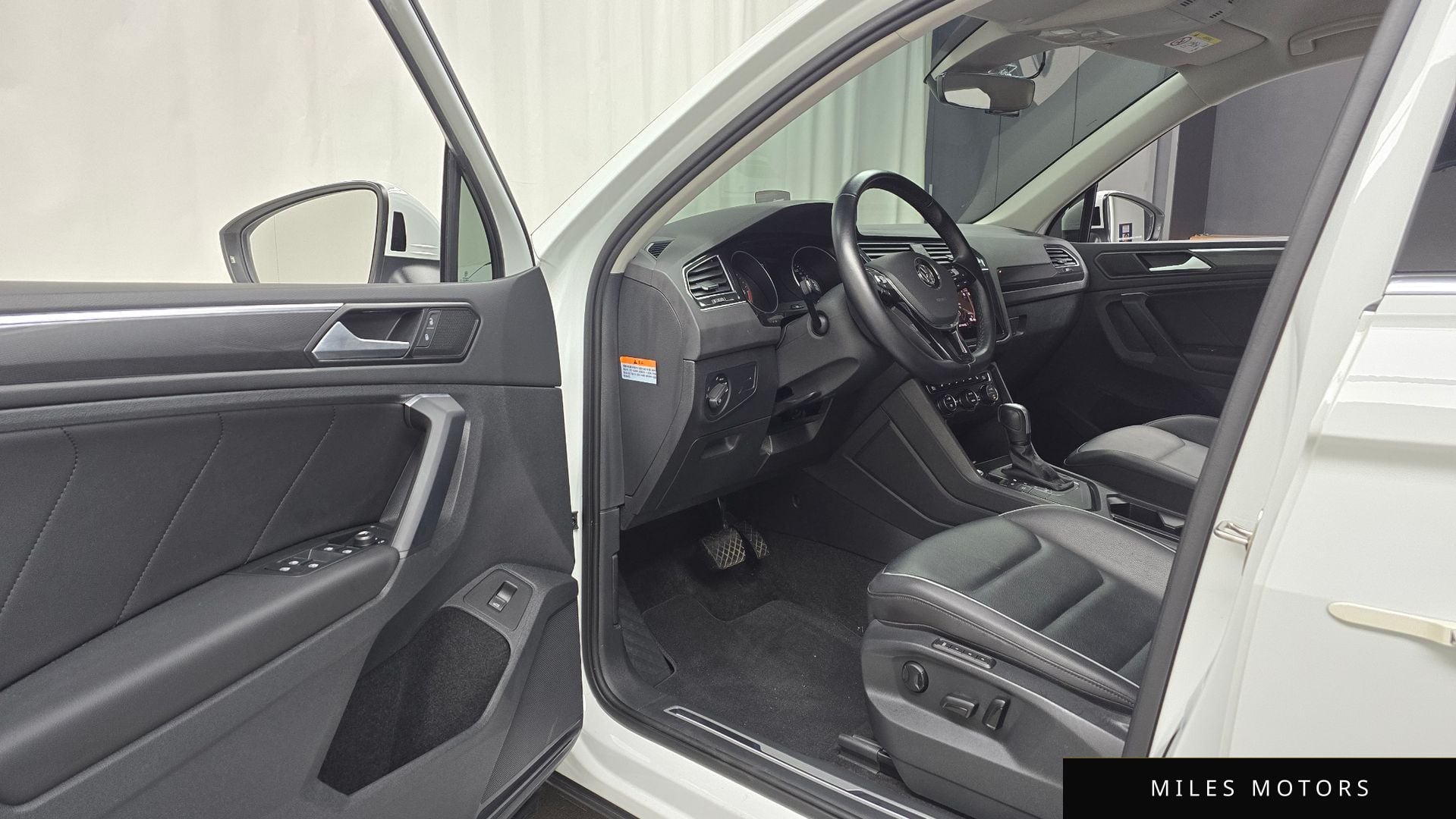 Volkswagen 티구안 2020 — миниатюра 13