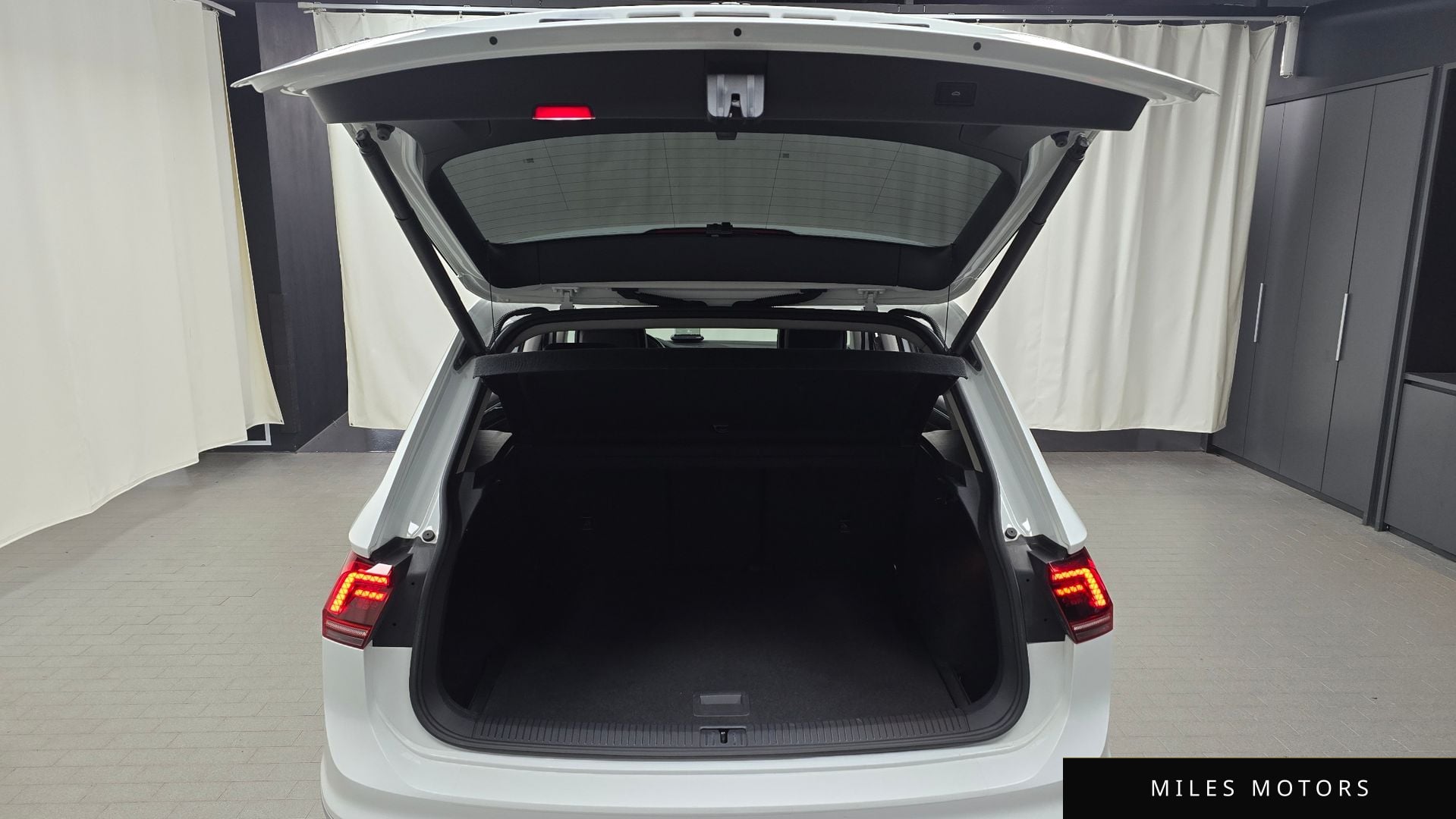 Volkswagen 티구안 2020 — миниатюра 26