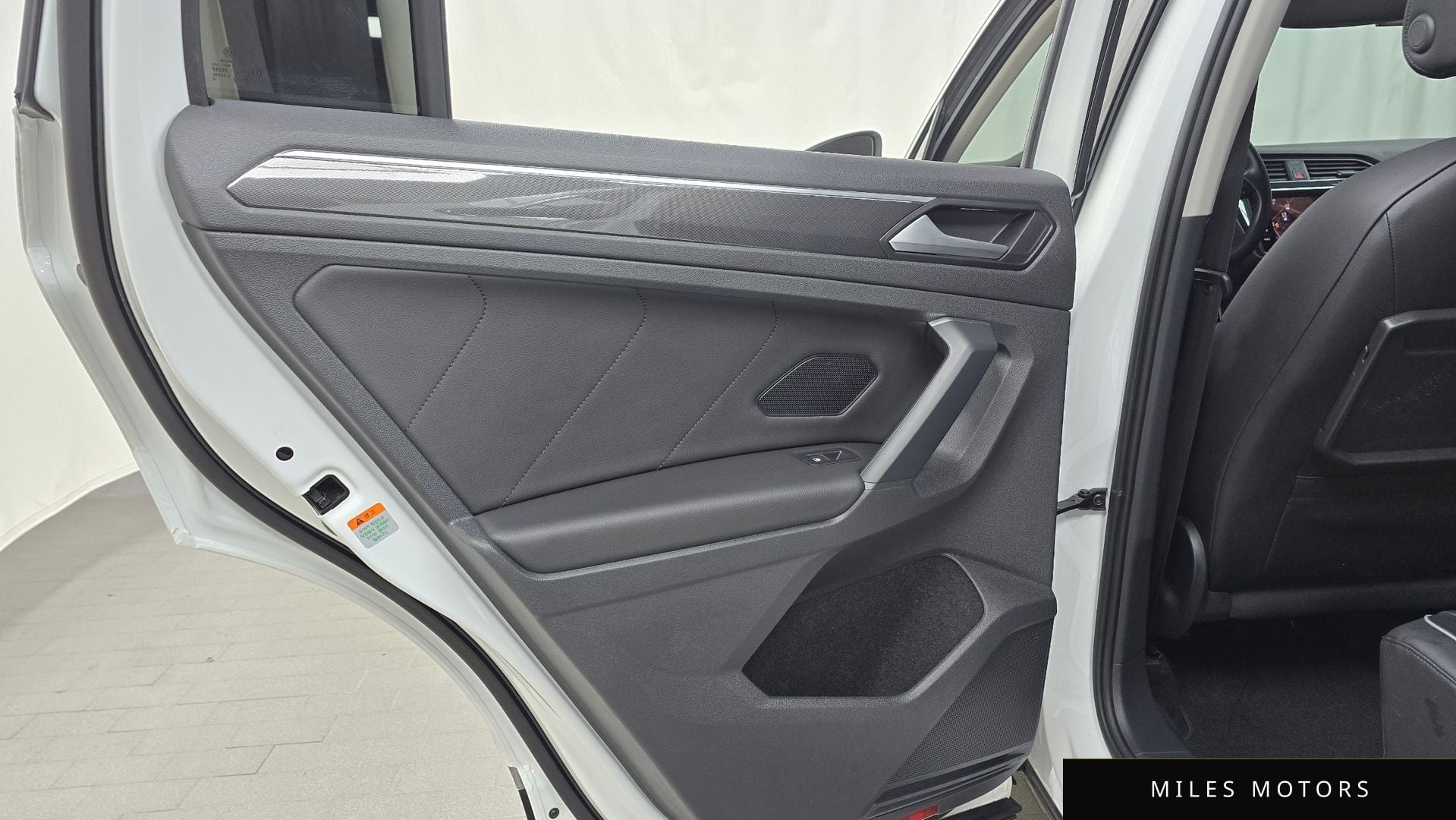 Volkswagen 티구안 2020 — миниатюра 15