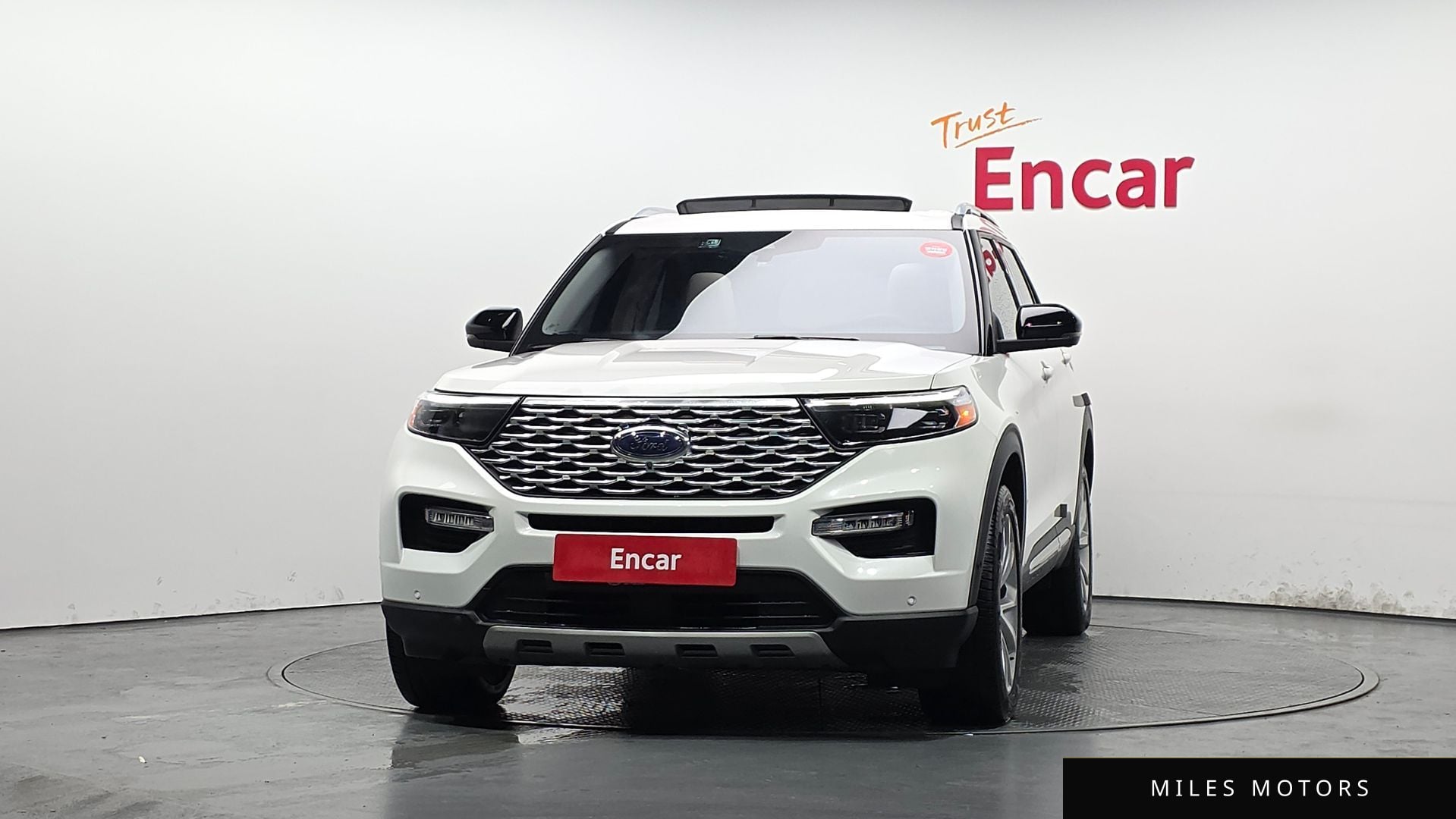 Ford Explorer 2022 — миниатюра 3
