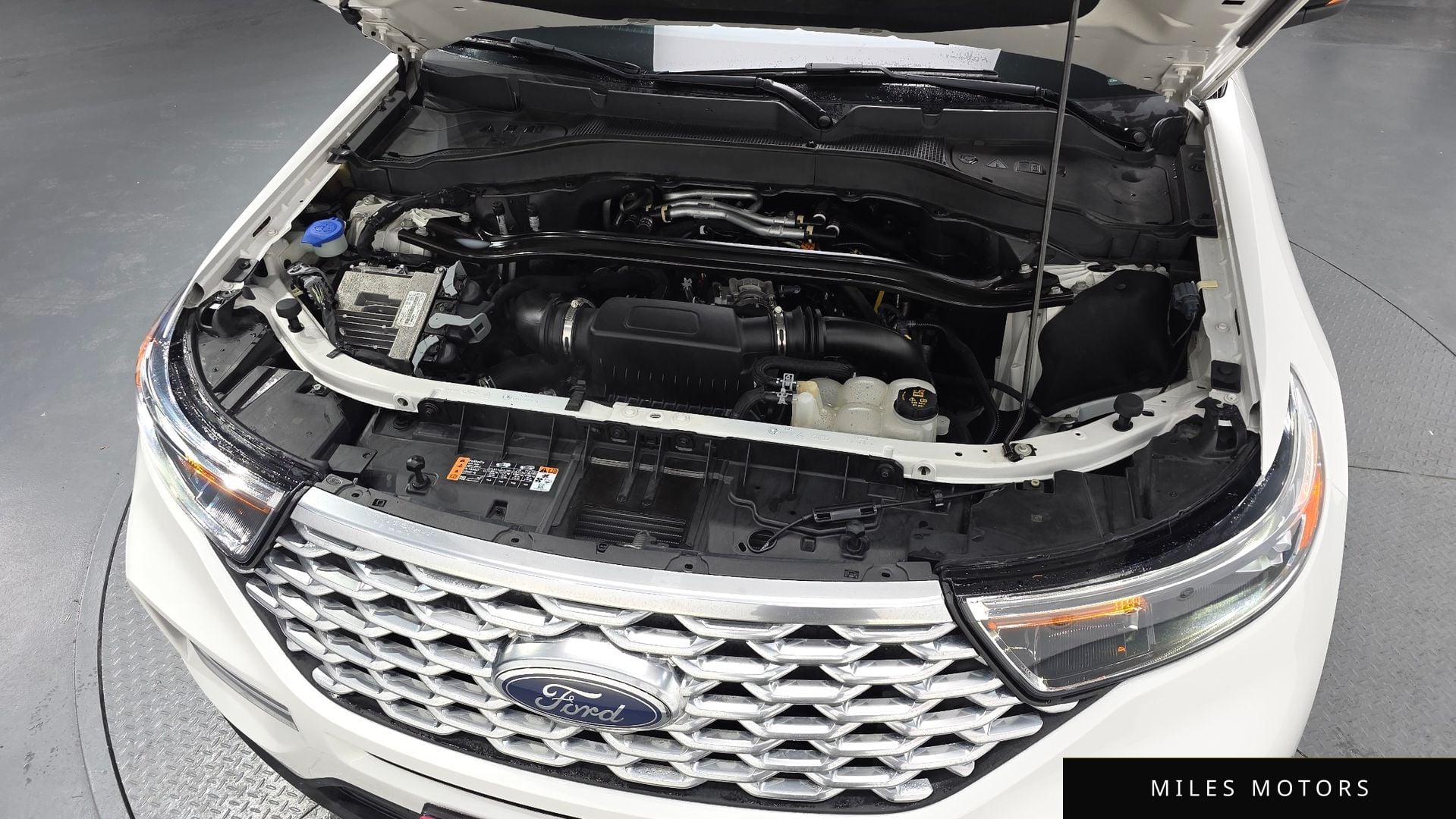 Ford Explorer 2022 — миниатюра 6